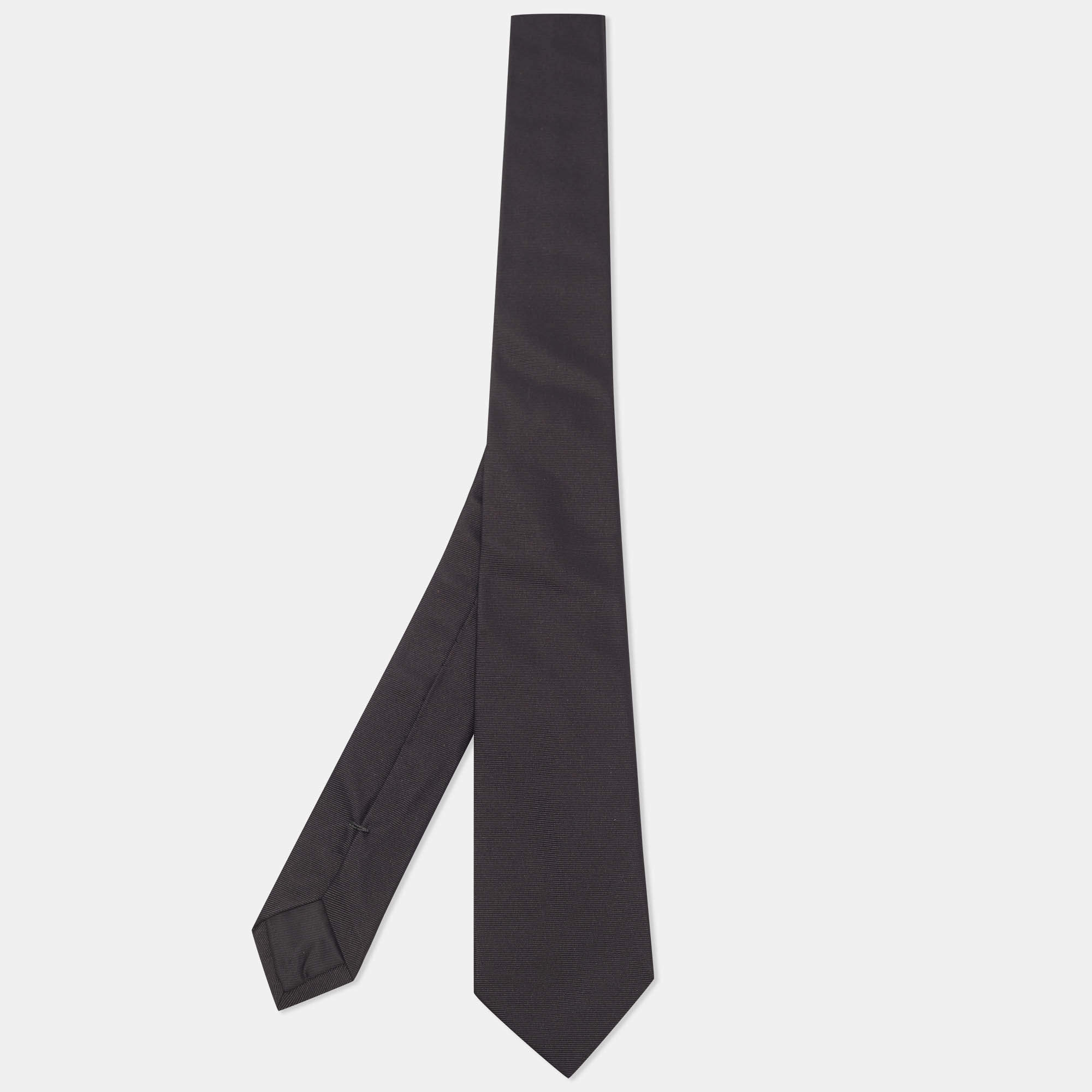 مملوكة مسبقًا Givenchy Black Silk Skinny Tie