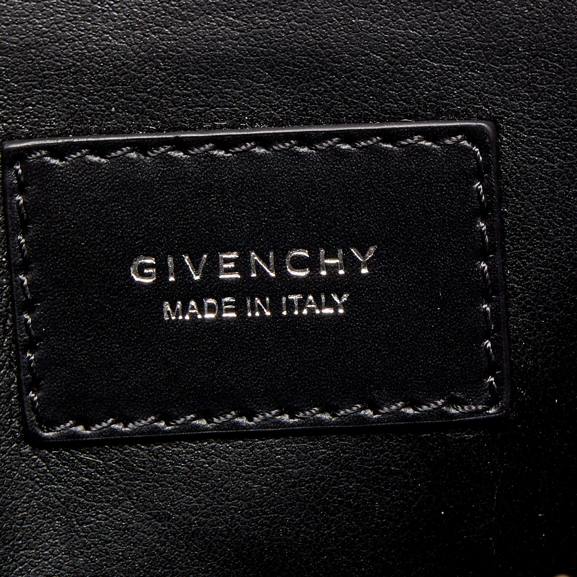 Vegan leather handbag Givenchy Red in Vegan leather - 36462642