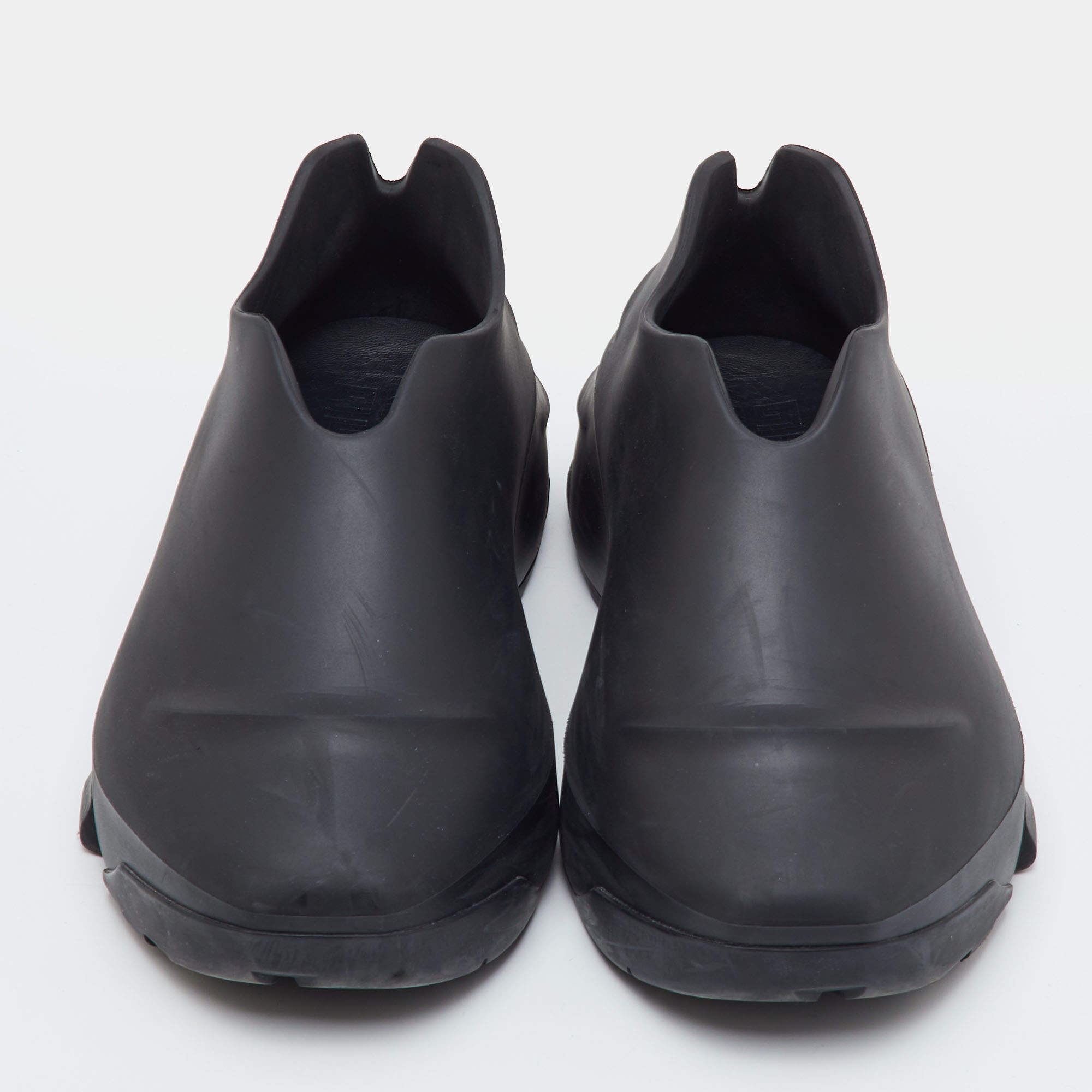 Givenchy Monumental Mallow Size 44 Black Rubber Low Slip On