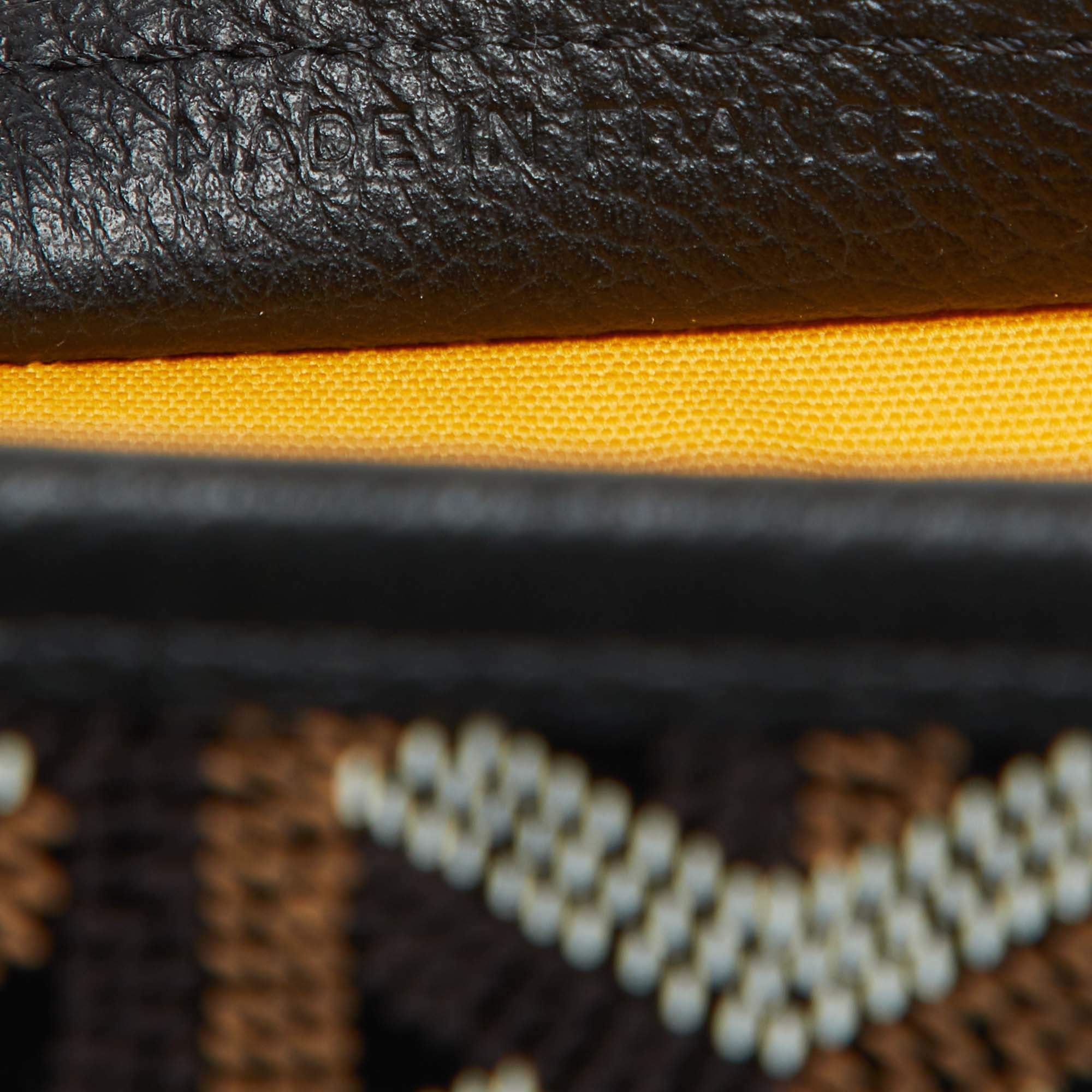 Pre Owned Goyard Black Goyardine Coated Canvas Jouvence MM Toiletry Pouch
