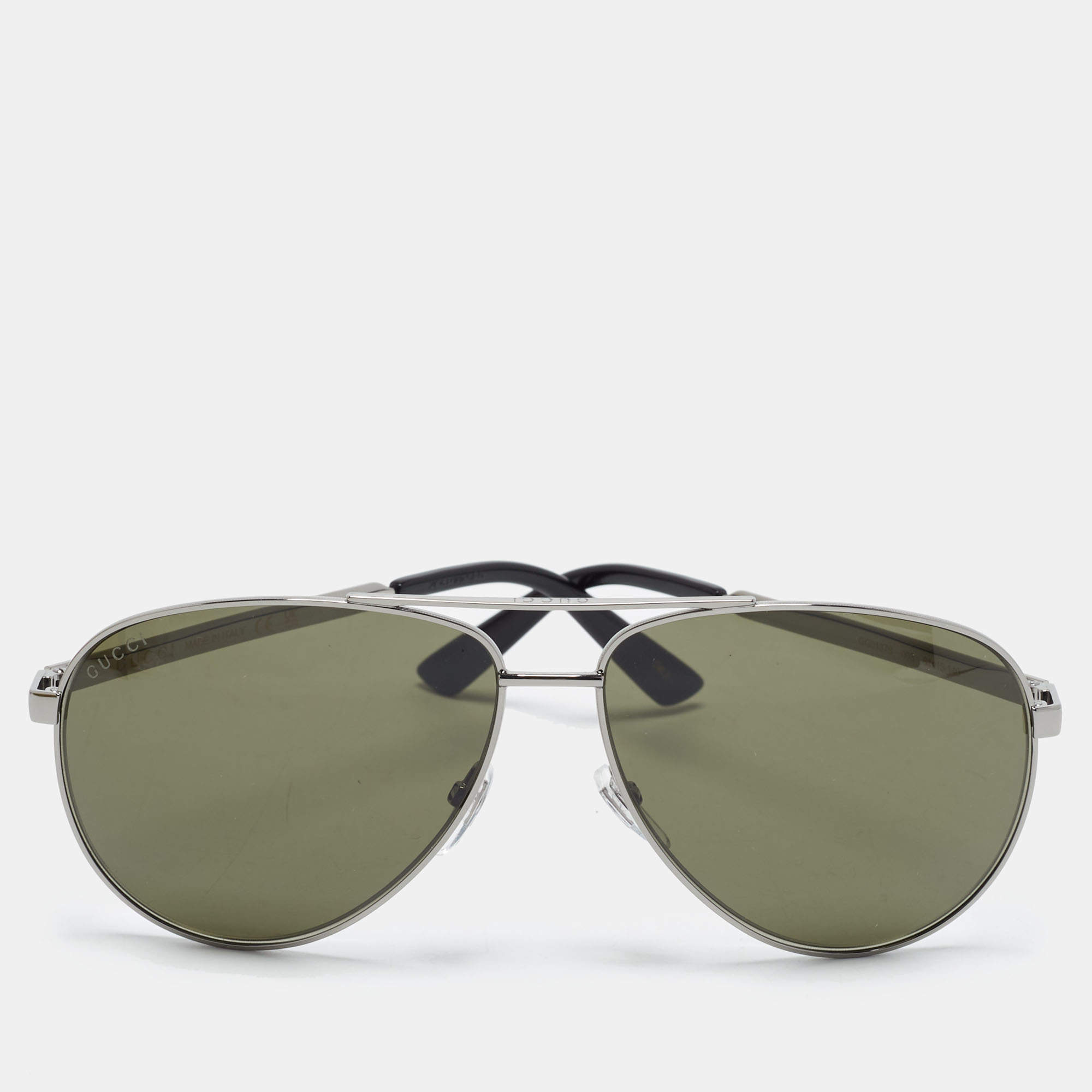 Pre Owned Gucci Black/Silver Tone GG0137S Aviator Sunglasses