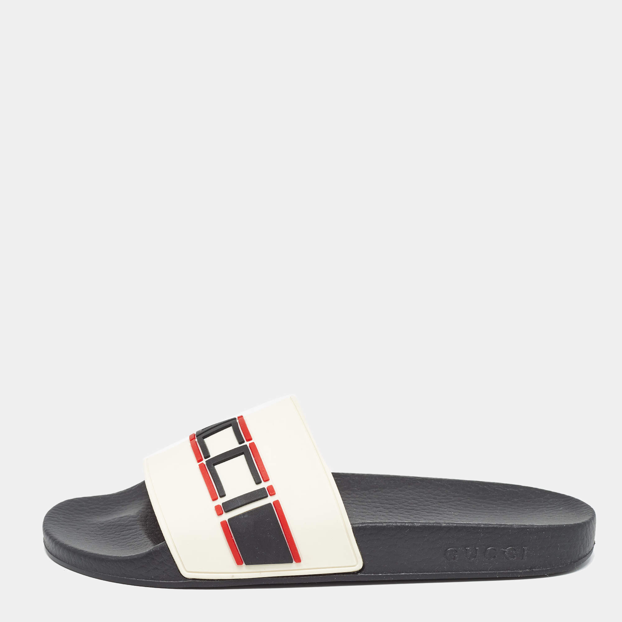 Pre Owned Gucci Cream Rubber Gucci Logo Slide Sandals Size 41