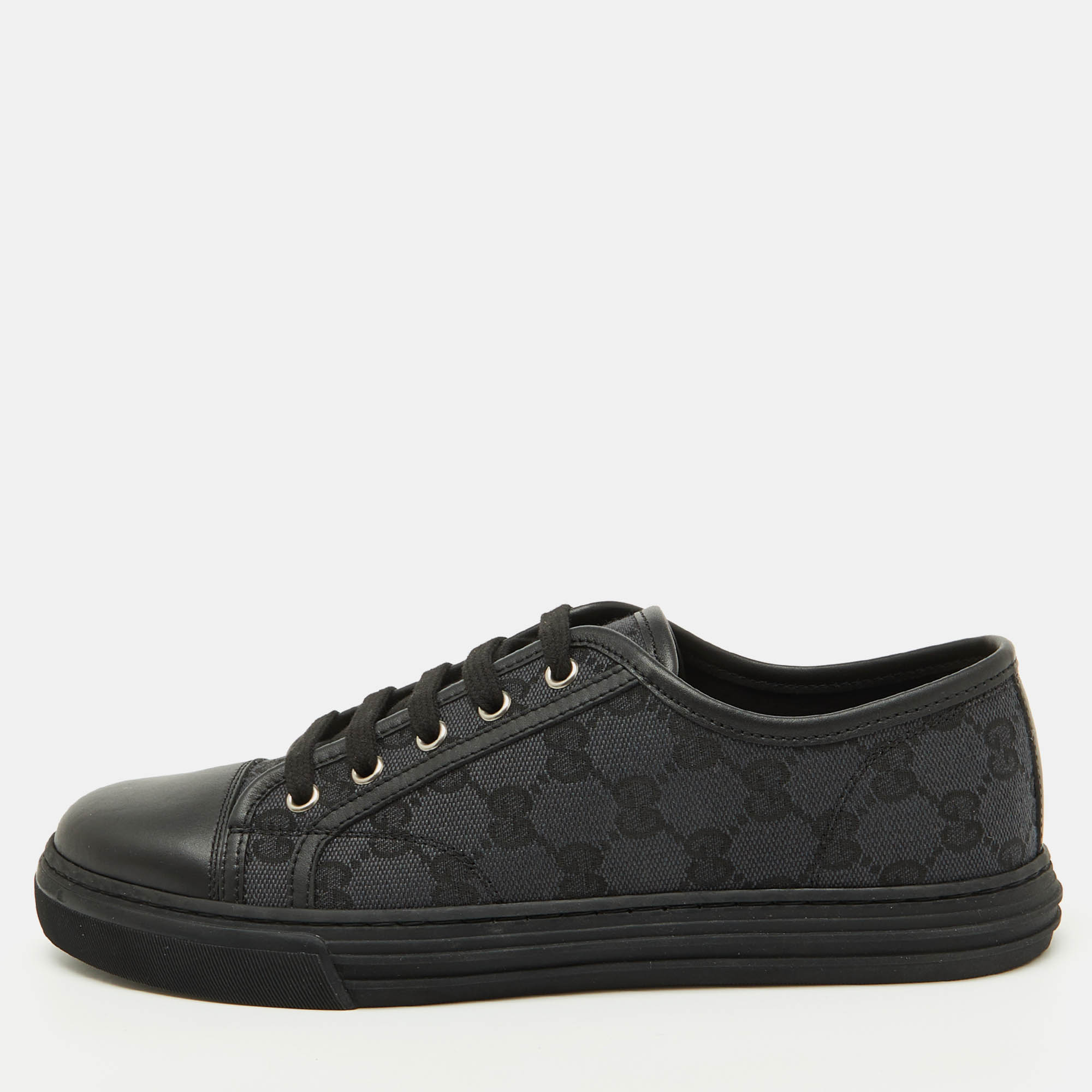 Gucci Black GG Canvas and Leather Low Top Sneakers Size 40.5
