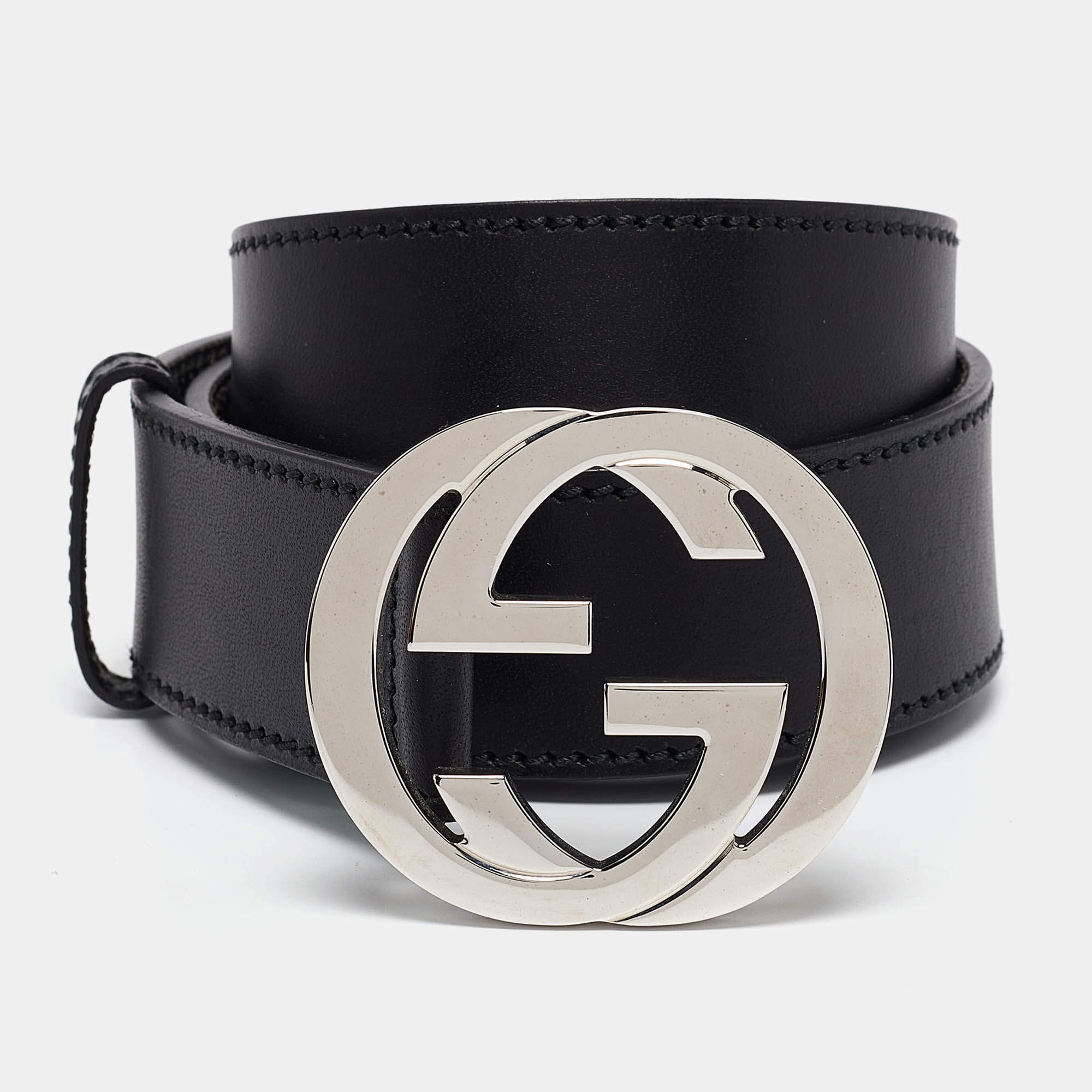 Pre Owned Gucci Black Leather Interlocking G Buckle Belt 90CM