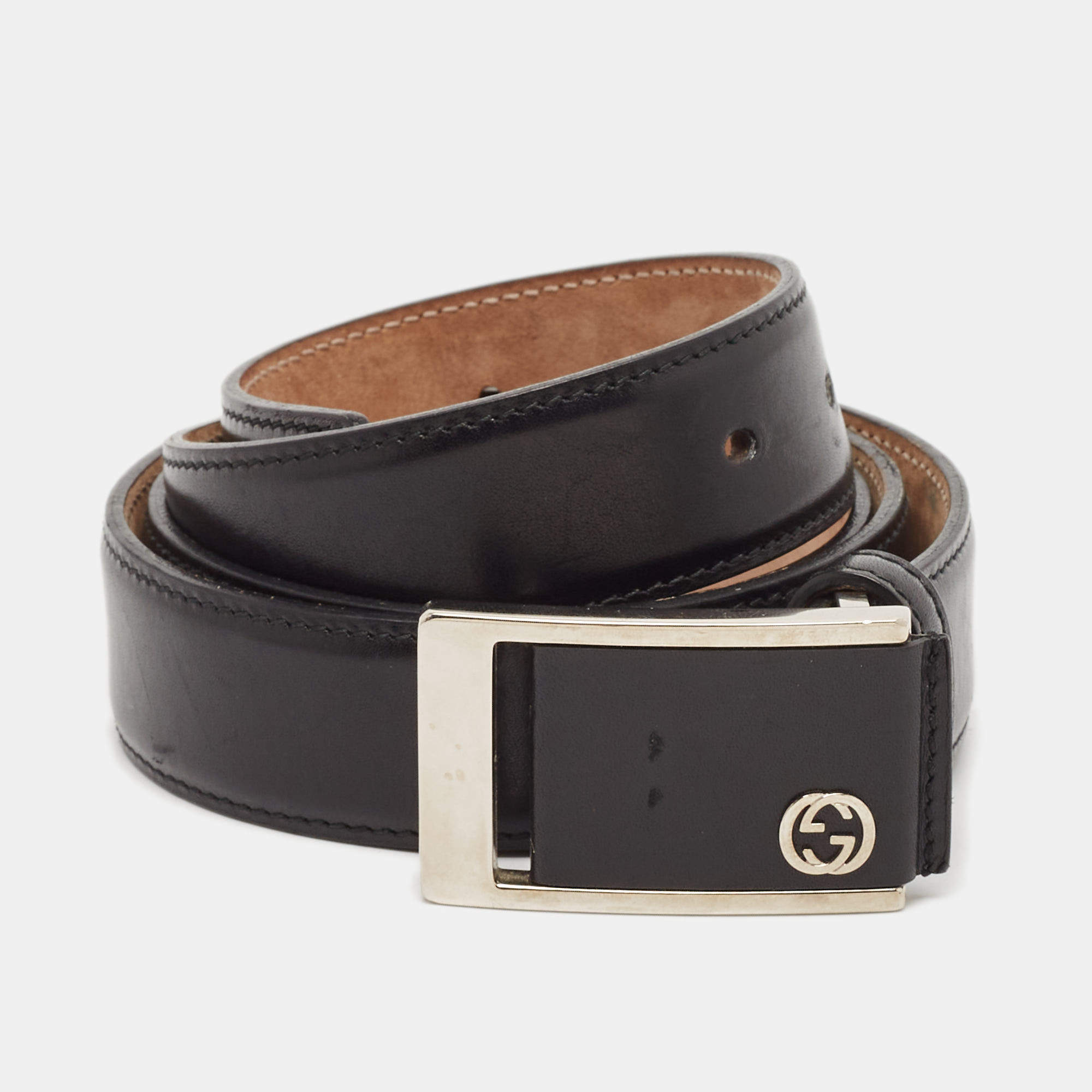 Pre Owned Gucci Black Leather Square Buckle Belt 100 CM