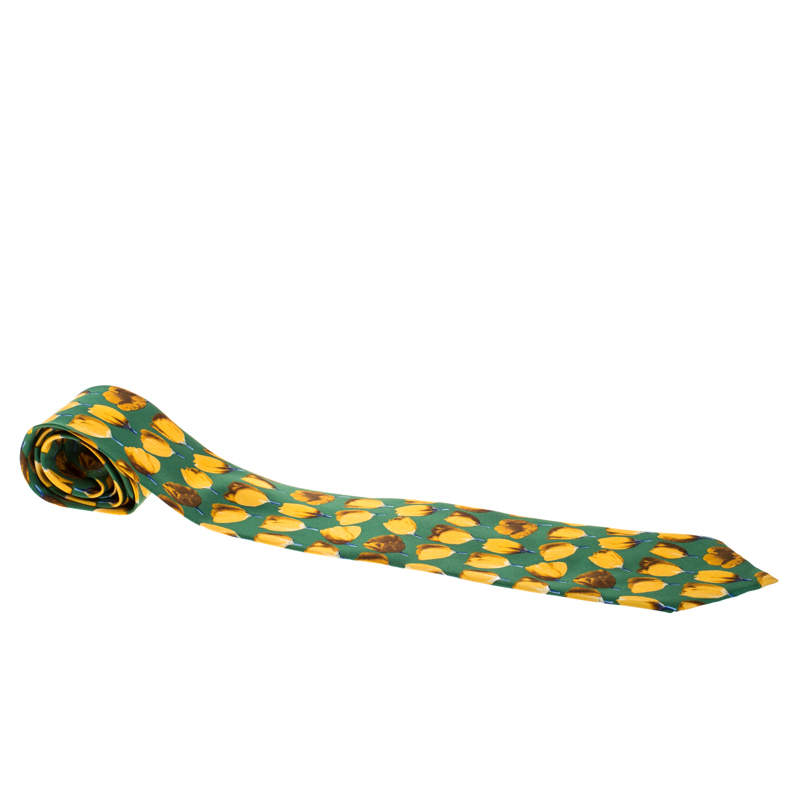 مملوكة مسبقًا Gucci Vinatge Green and Yellow Floral Print Silk Tie