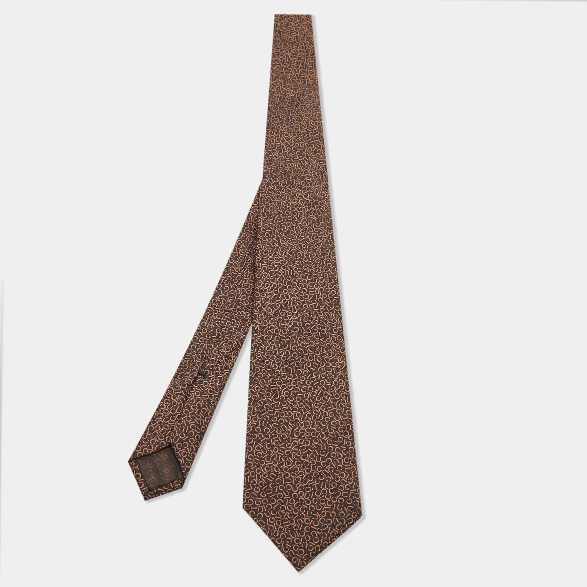 Pre Owned Gucci Brown Letters Printed Silk Tie