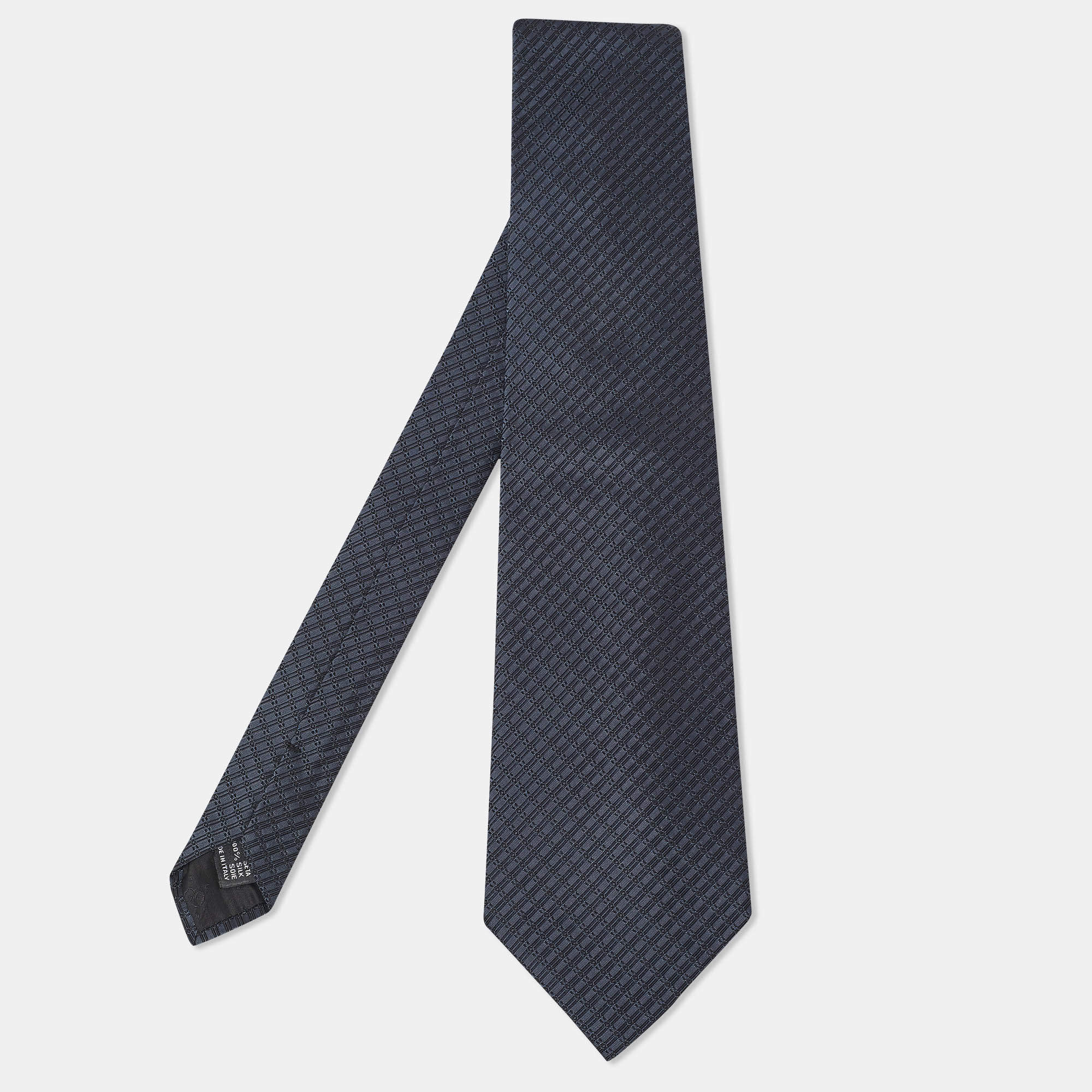Gucci Dark Blue Diagonal Stripe Pattern Silk Traditional Tie