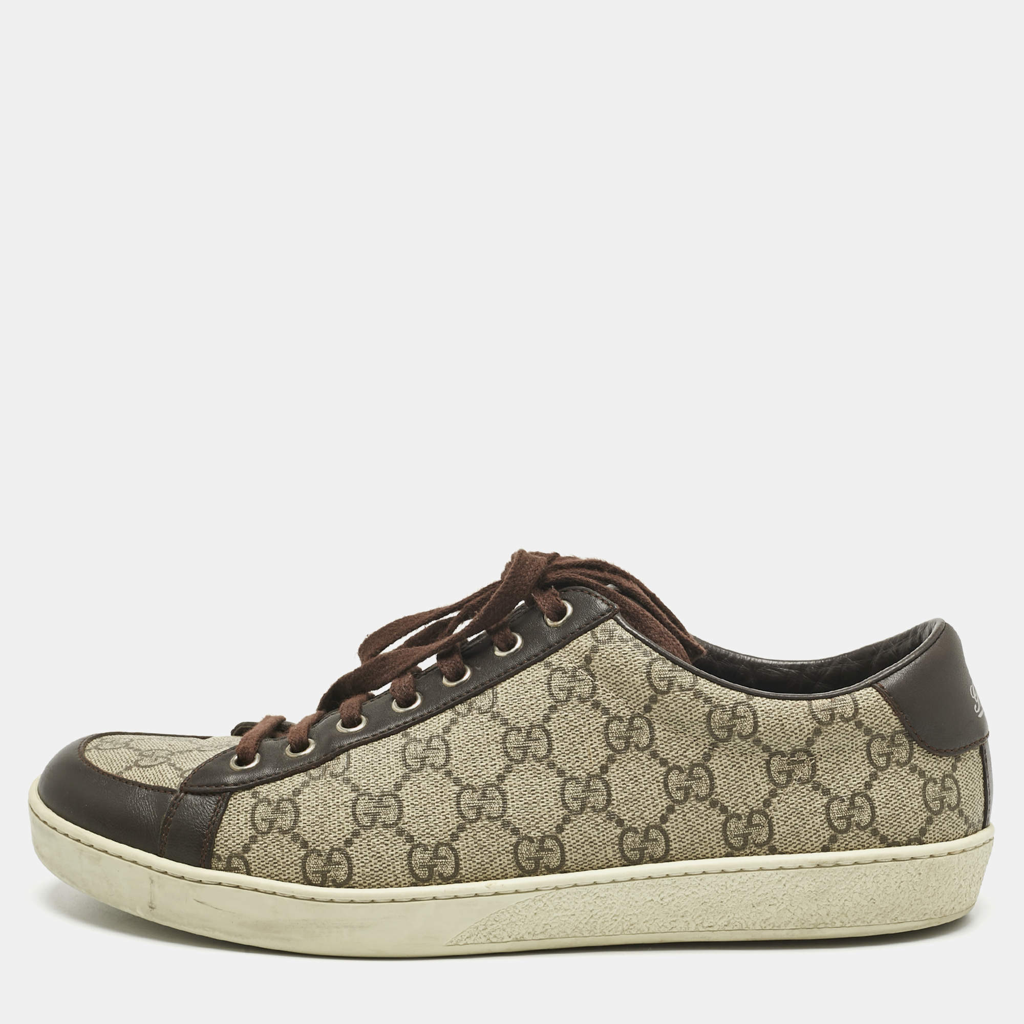 Pre Owned Gucci Beige/Dark Brown Coated Canvas and Leather GG Supreme Low Top Sneakers Size 43
