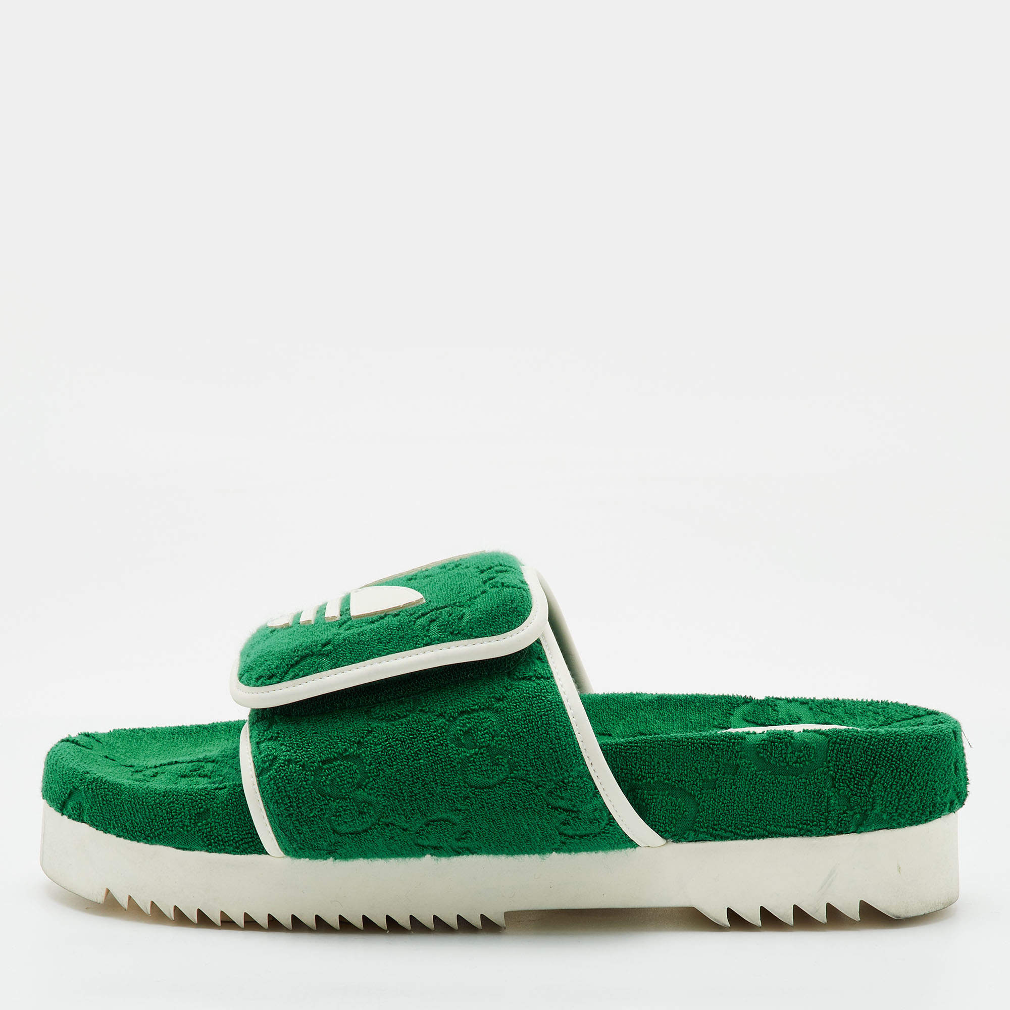Pre Owned Gucci x Adidas Size 43 Green/White Fabric and Leather Platform Slide Sandals