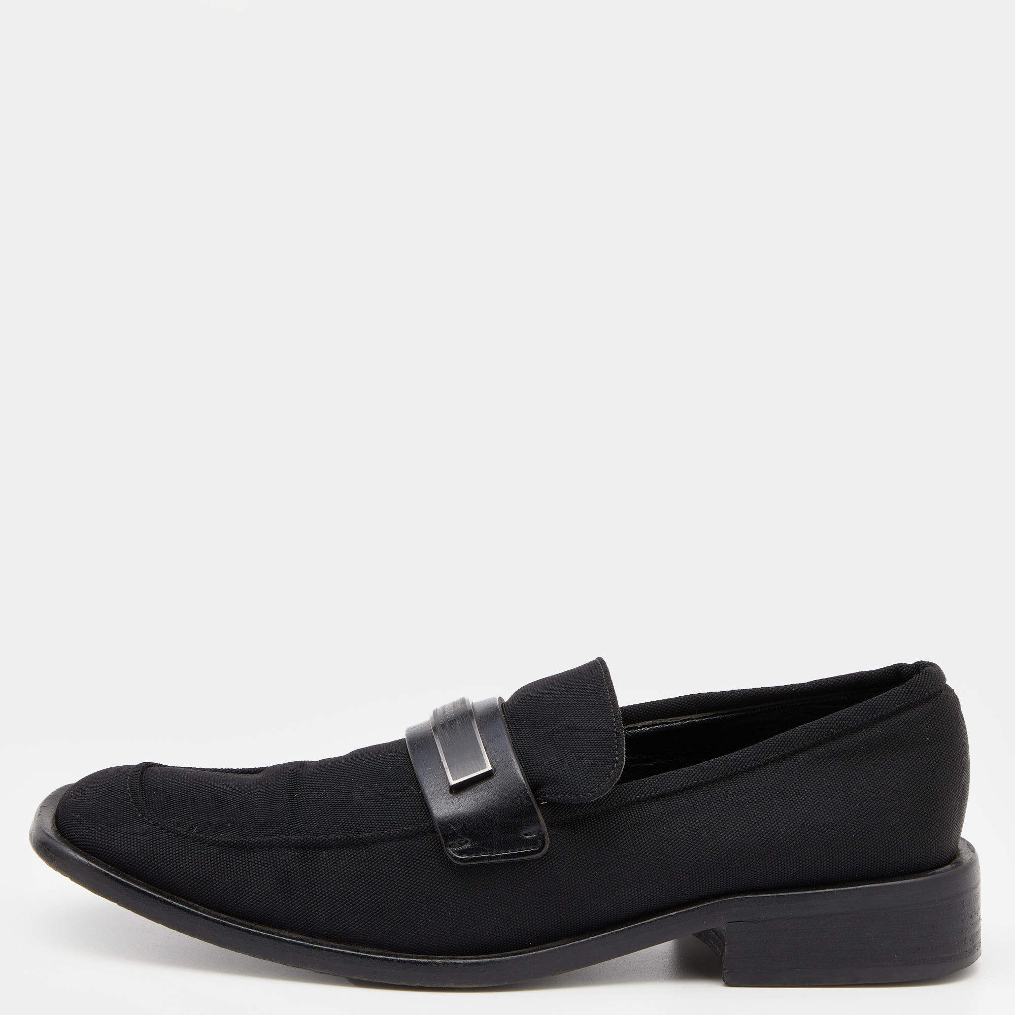 Pre Owned Gucci Black Canvas Slip On Loafers Size 37.5