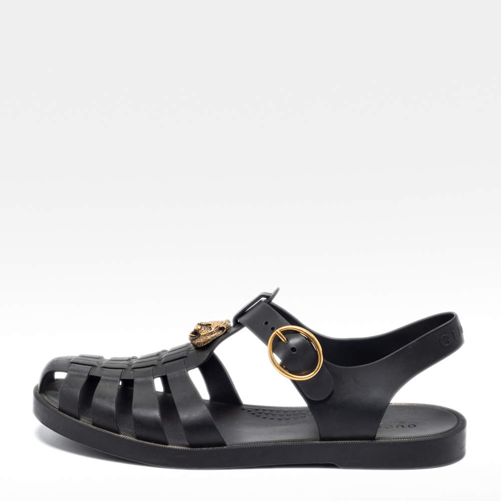 Pre Owned Gucci Black Rubber GG Buckle Strap Sandals Size 40