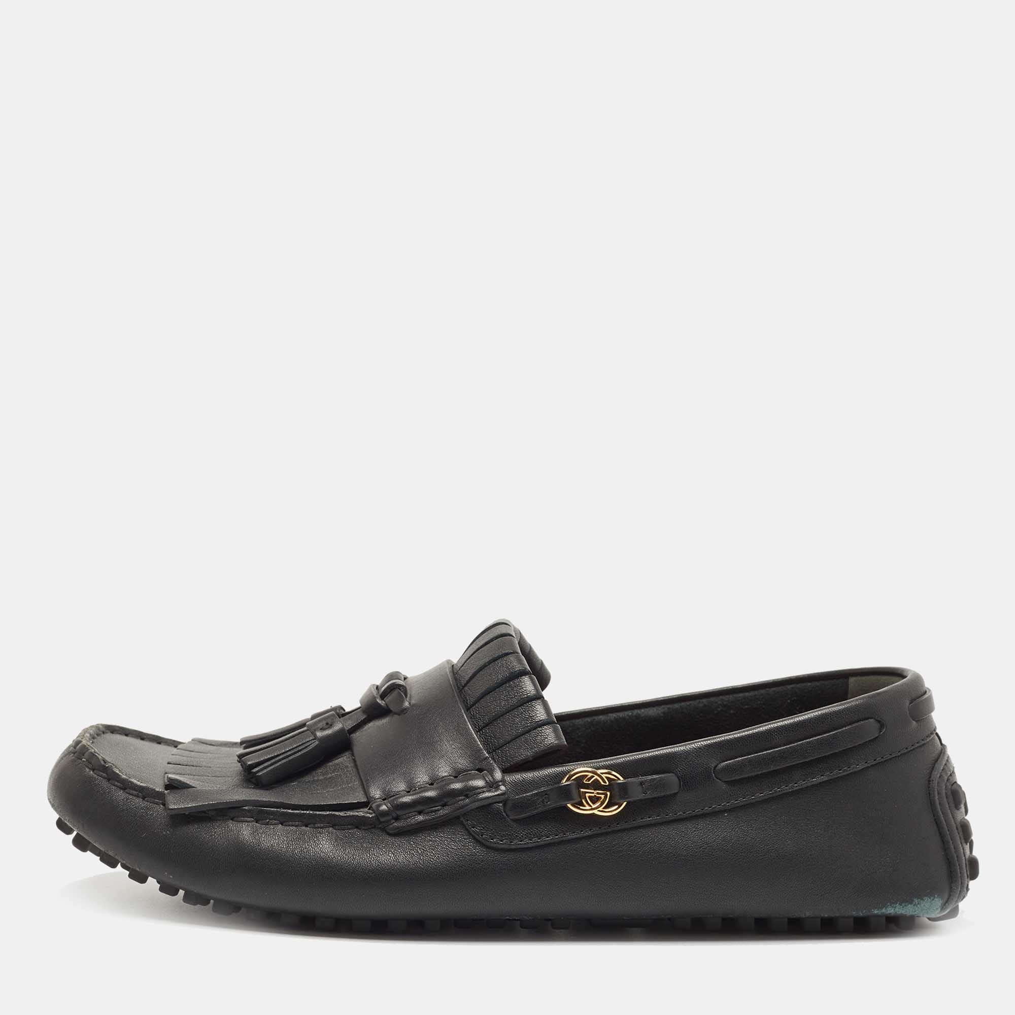مملوكة مسبقًا Gucci Black Leather Fringe Tassel Detail Slip On Loafers Size 42.5