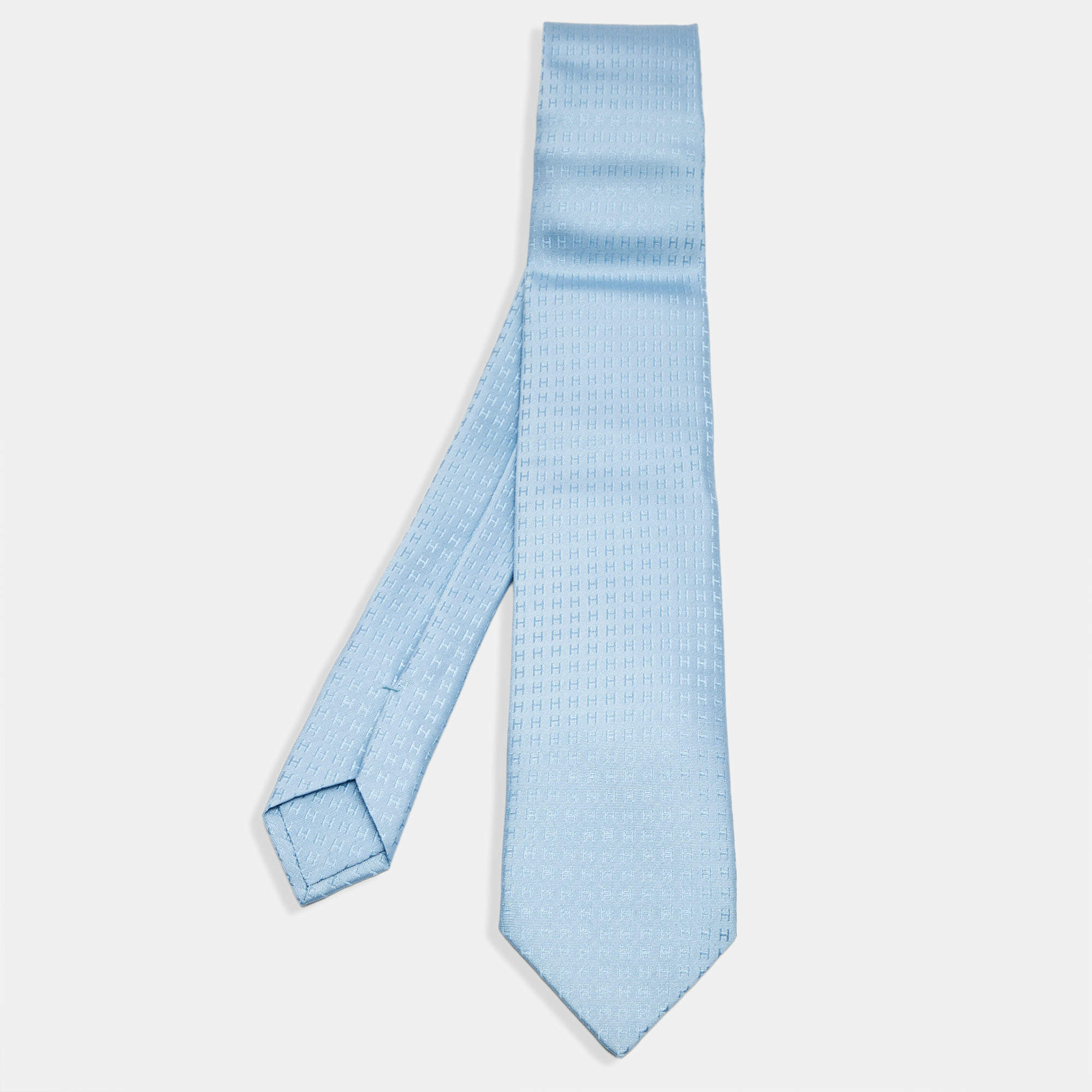 Pre Owned Hermès Blue Faconnee H Silk Jacquard Tie