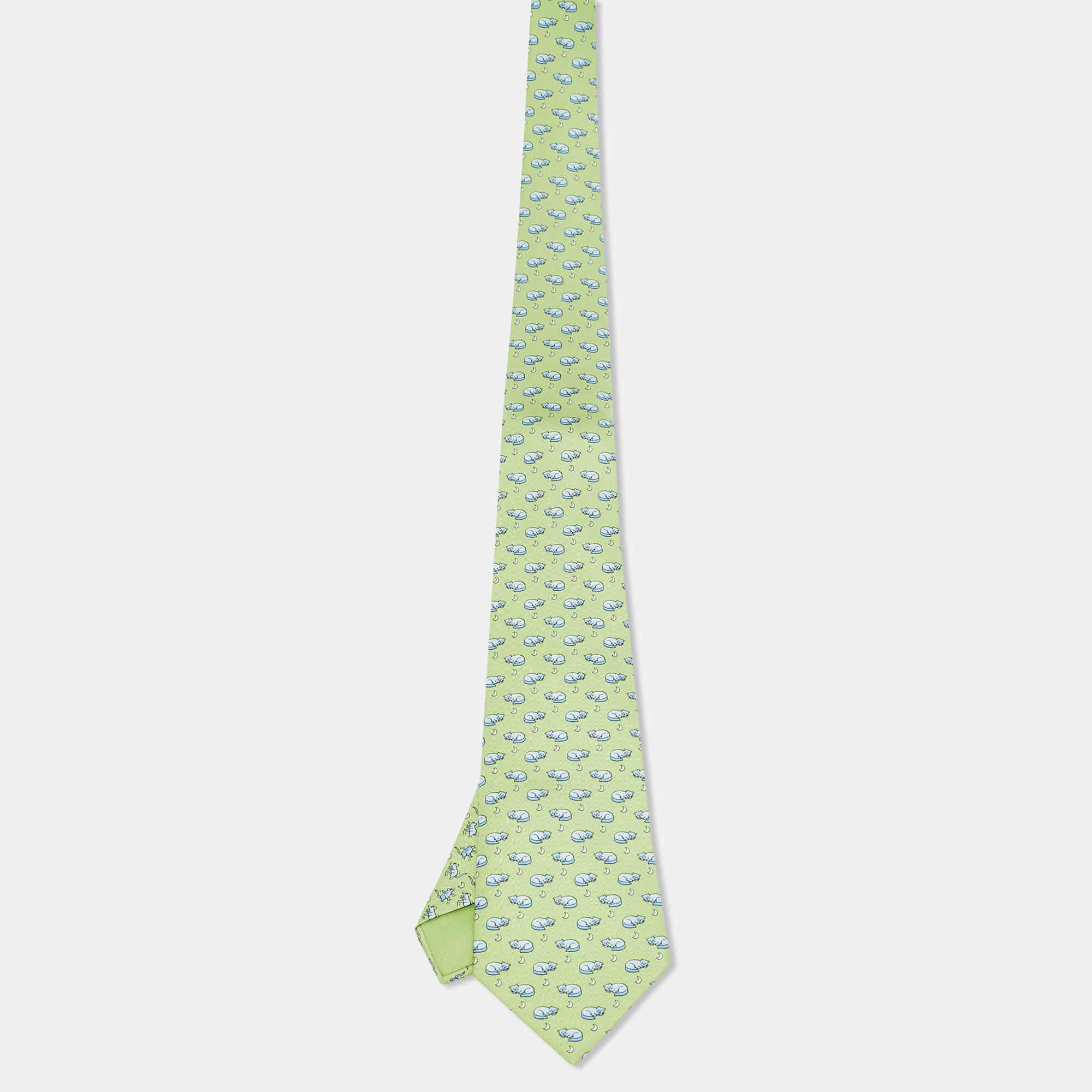 Pre Owned Hermès Green Cats and Mice Print Silk Tie
