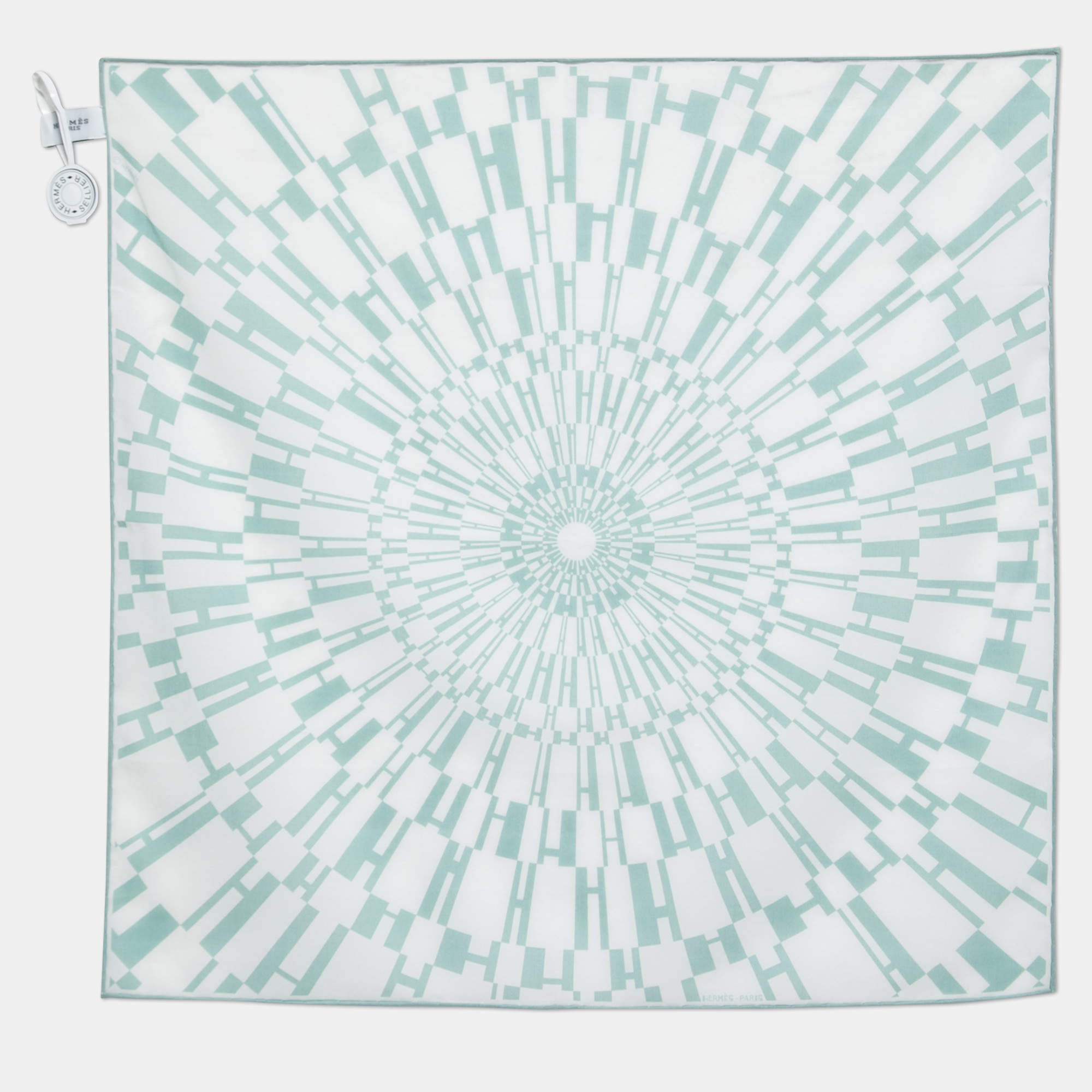 مملوكة مسبقًا Hermes Vert D'eau Cotton Op'H Handkerchief