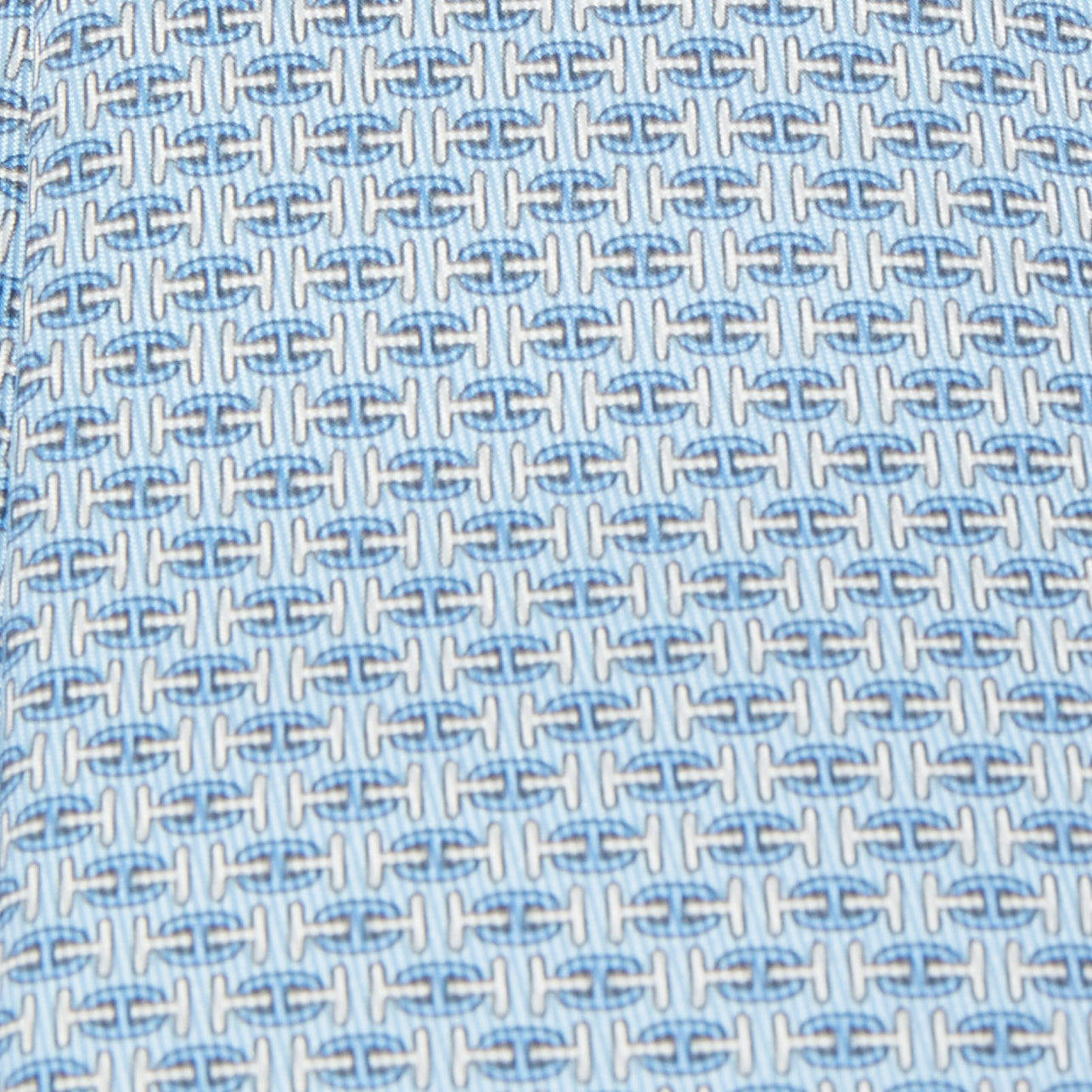 Pre Owned Hermès Blue H Au Maillon Printed Silk Skinny Tie