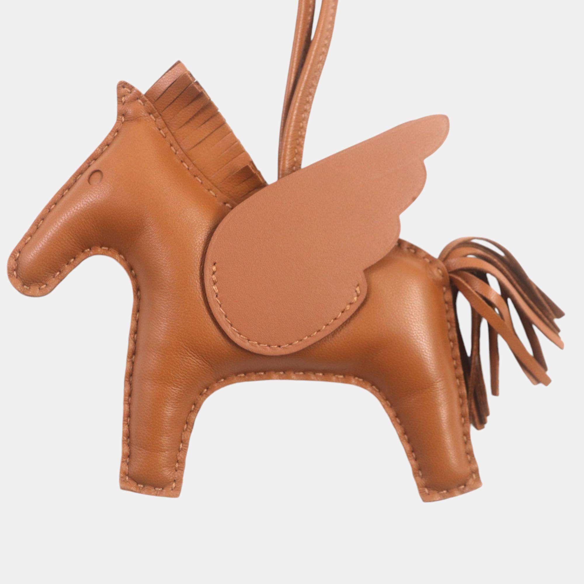 HERMES leather U stamp Rodeo Pegasus PM Anjo Miro charm Bag accessories gold