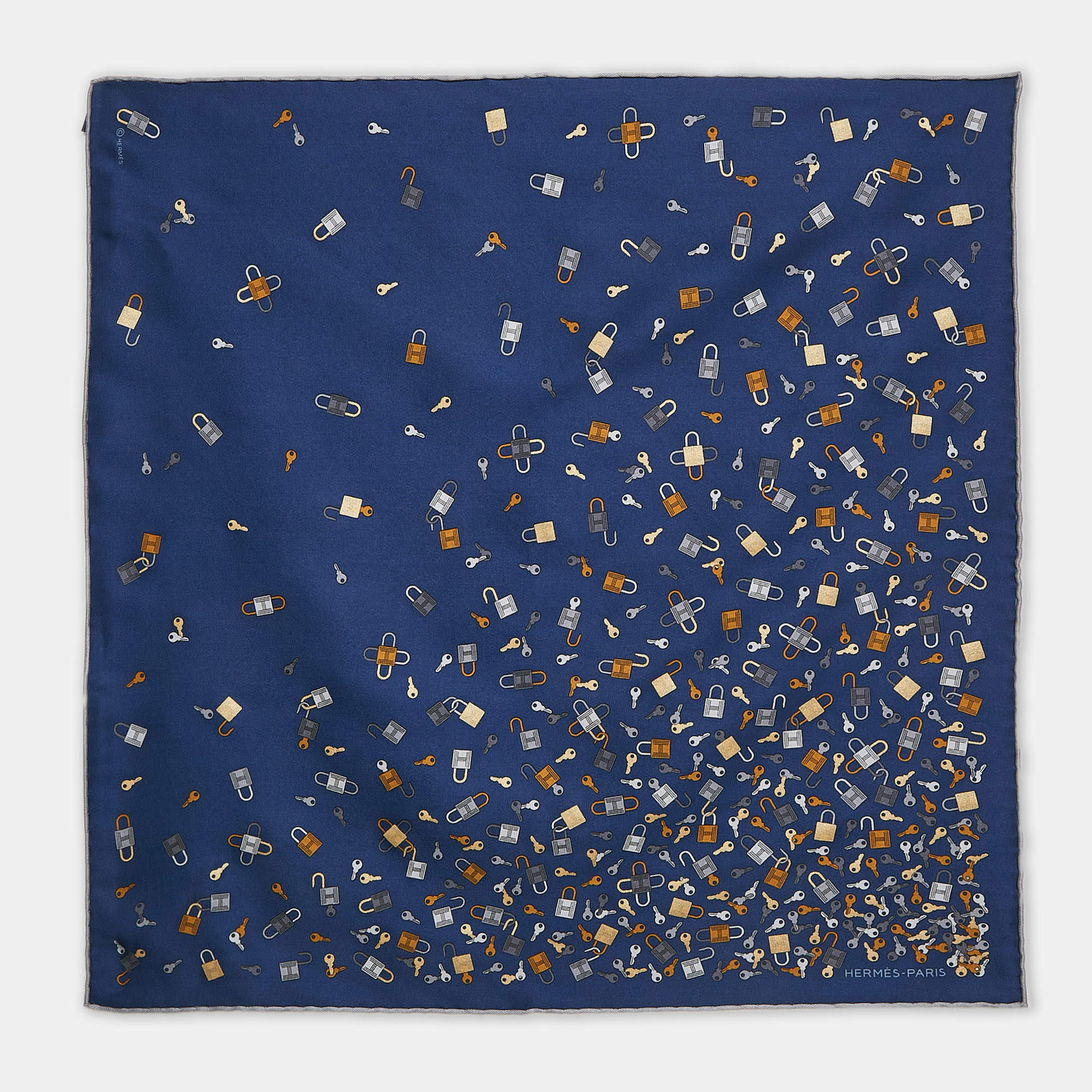 Hermès Bleu Silk Twill N'Oublie Pas Tes Cles Pocket Square