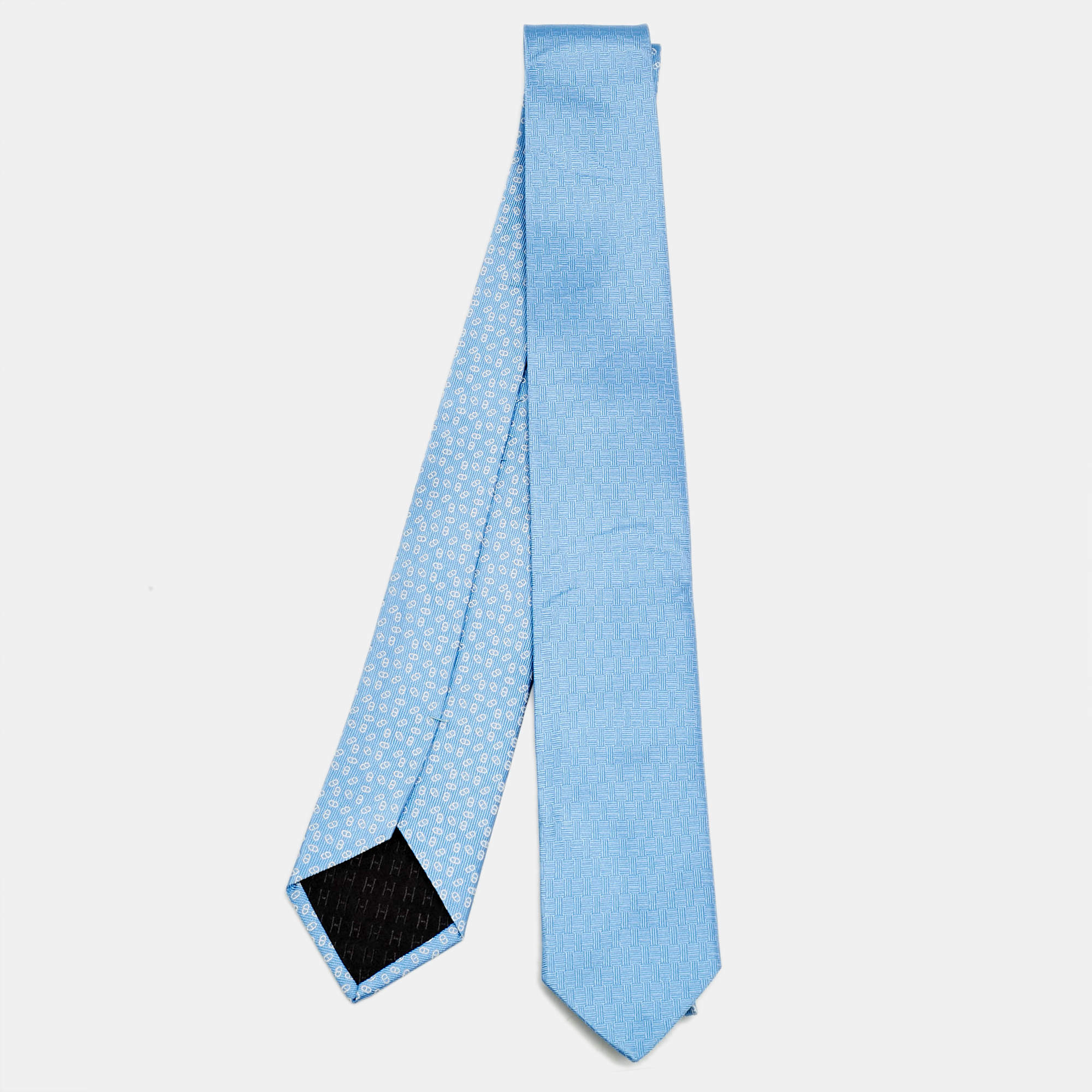 مملوكة مسبقًا Hermes Blue Silk Slim Double Maillon Tie 