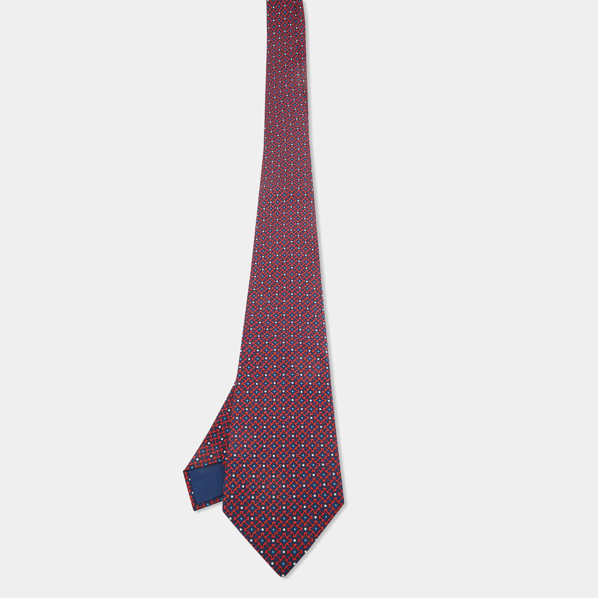 Pre Owned Hermès Navy Blue/Red Geometric Print Silk Traditional Tie