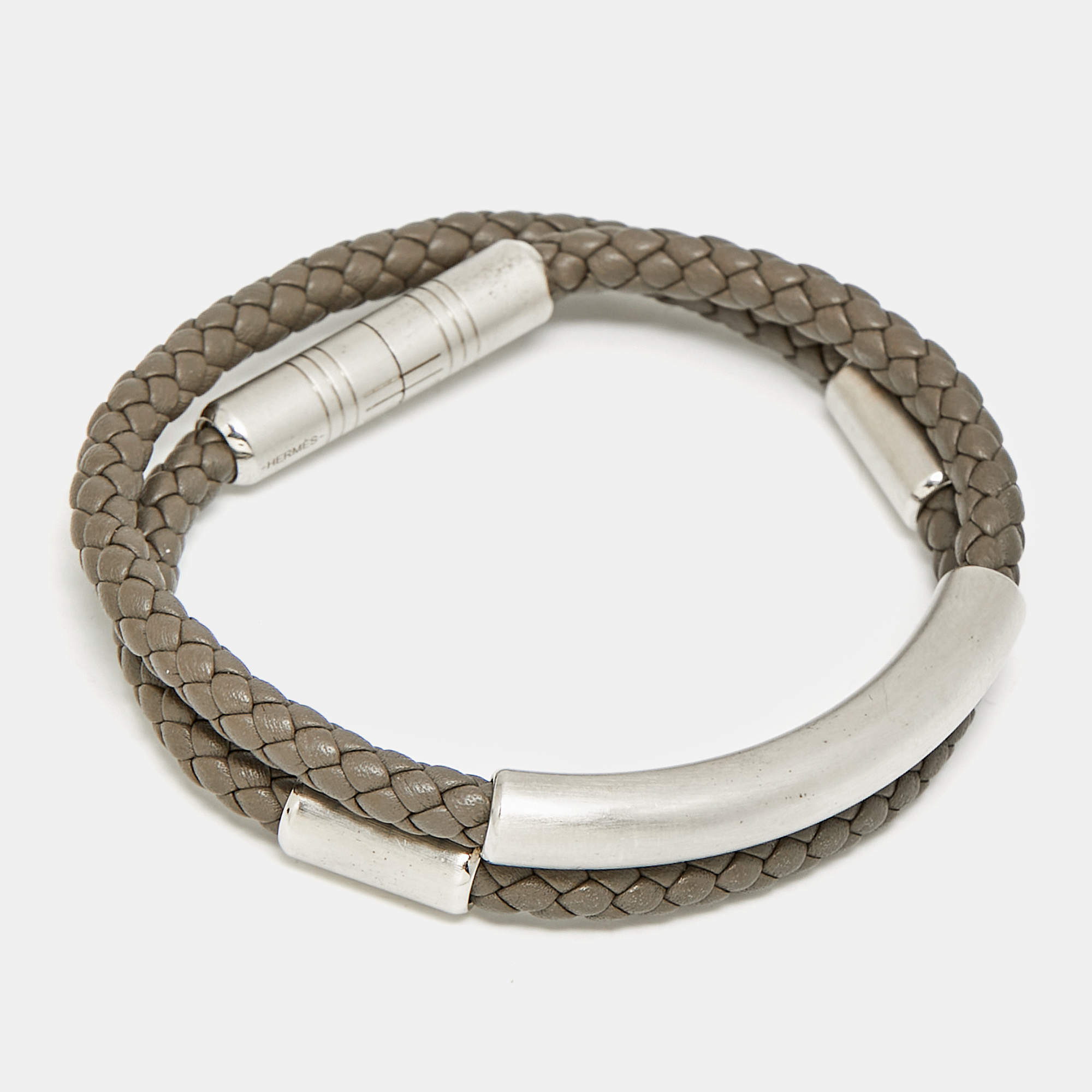 Gucci Crest Dog Tag Silver Bracelet Gucci | TLC US