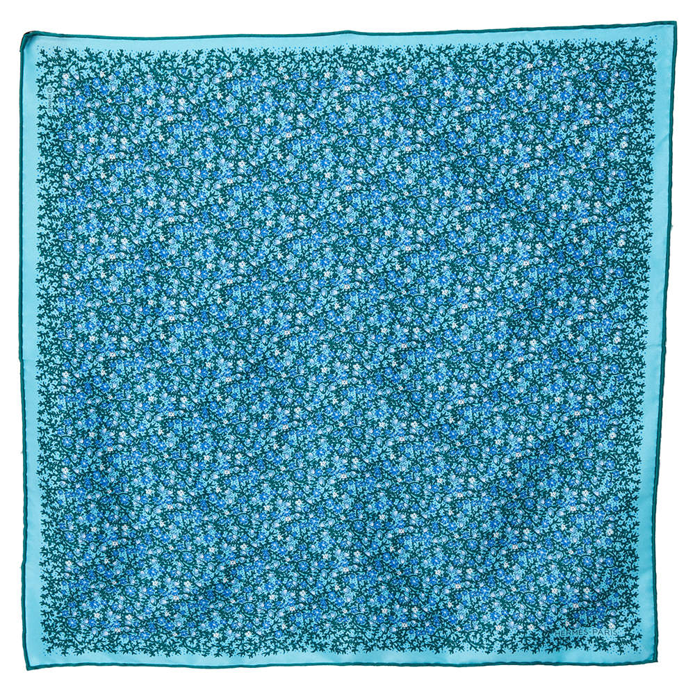 مملوكة مسبقًا Hermès Blue Floral  Printed Silk Pocket Square
