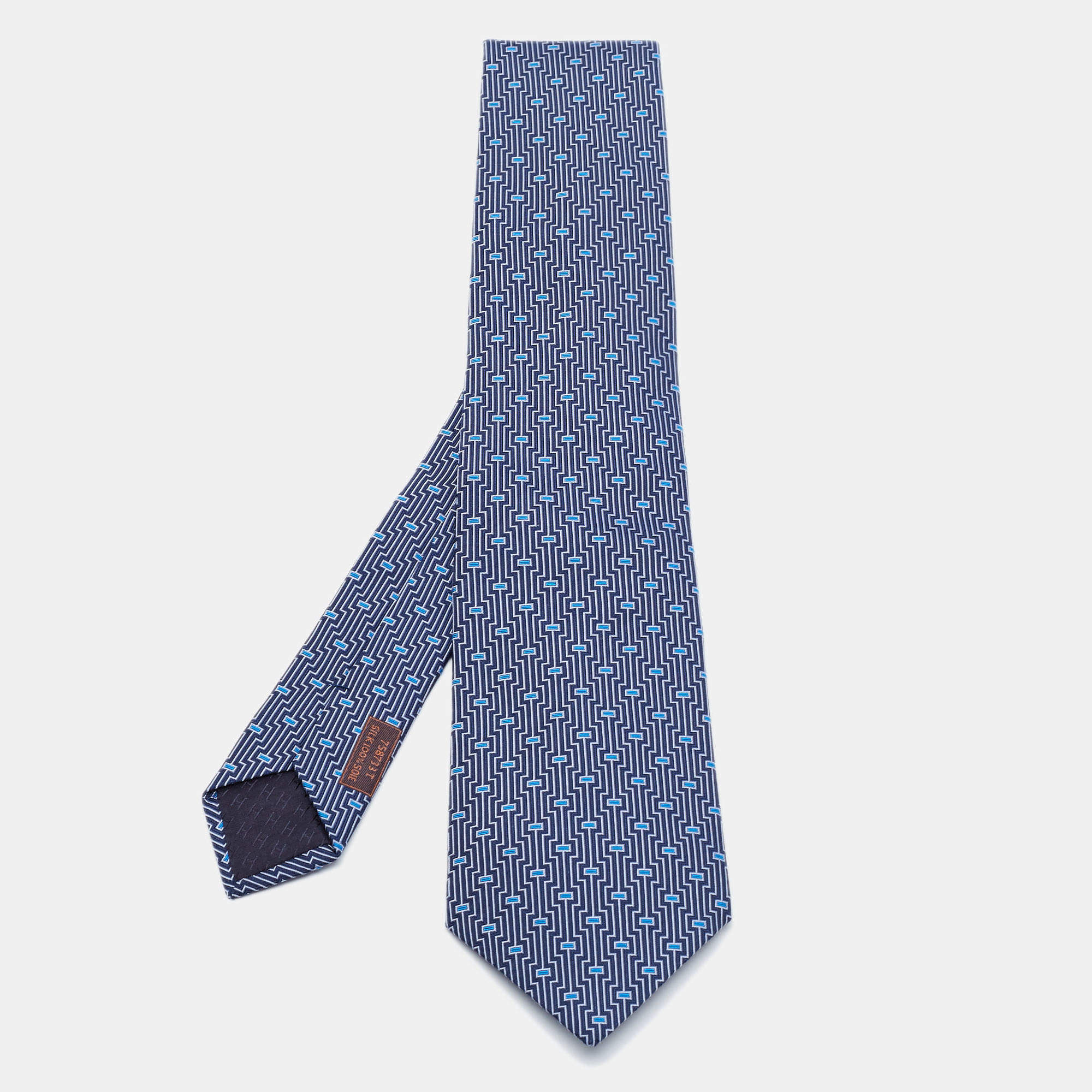 Hermès Navy Blue Geometric Patterned Jacquard Silk Tie