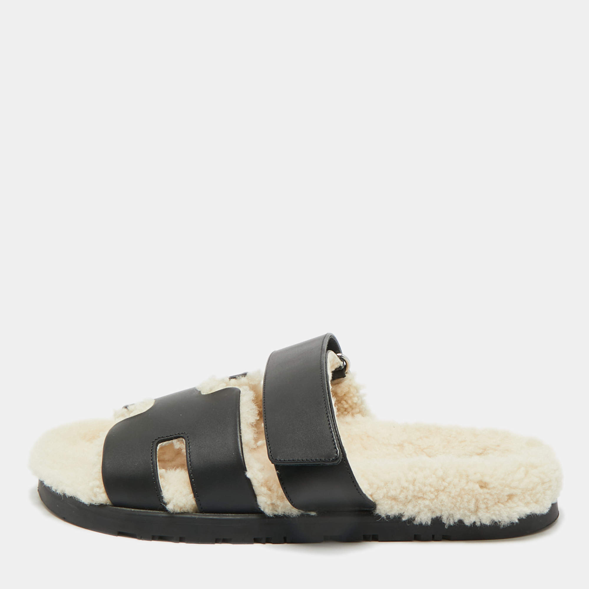 Pre Owned Hermes Black Leather Chypre Sandals Size 40.5