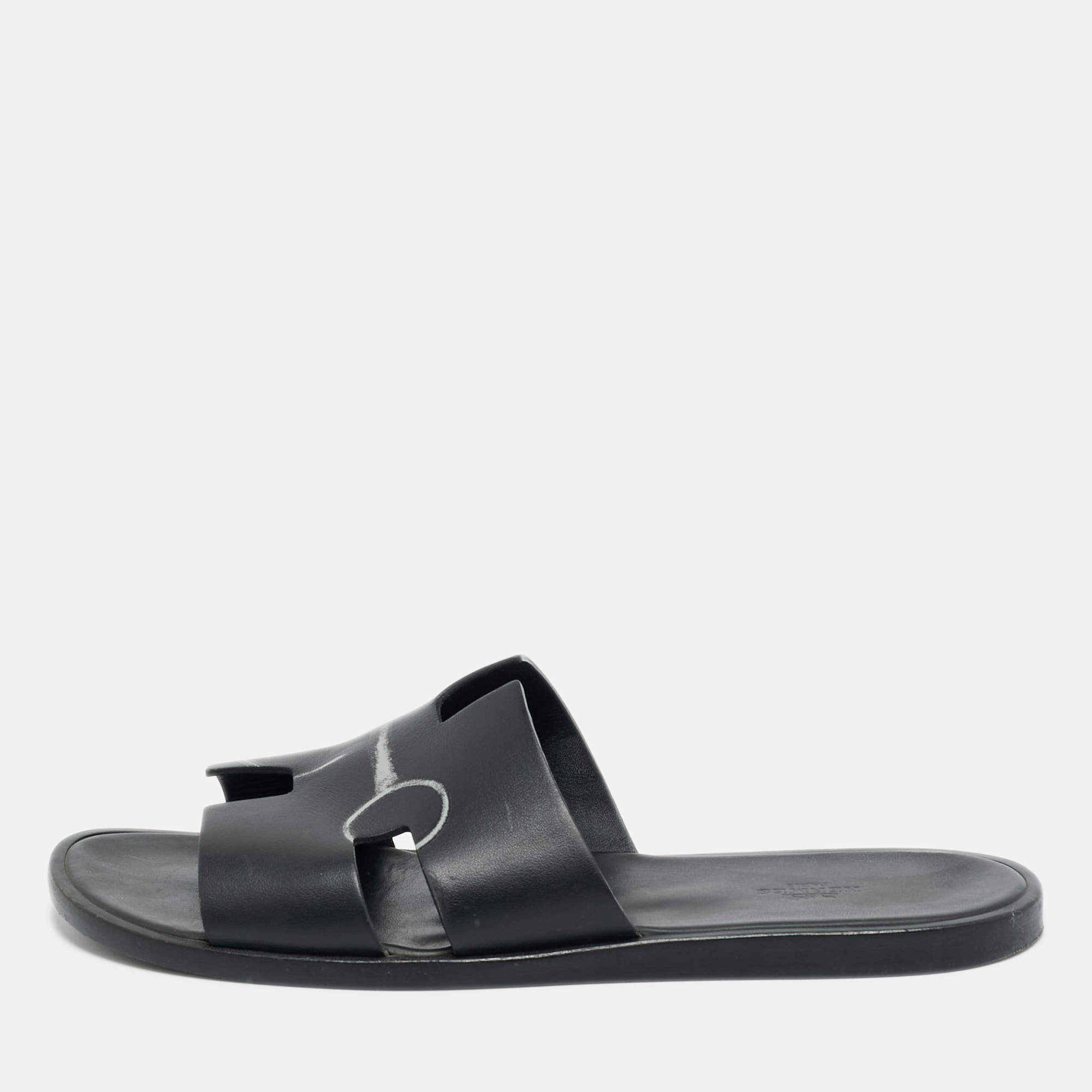 Pre Owned Hermes Black Printed Leather Izmir Flat Slides Size 43