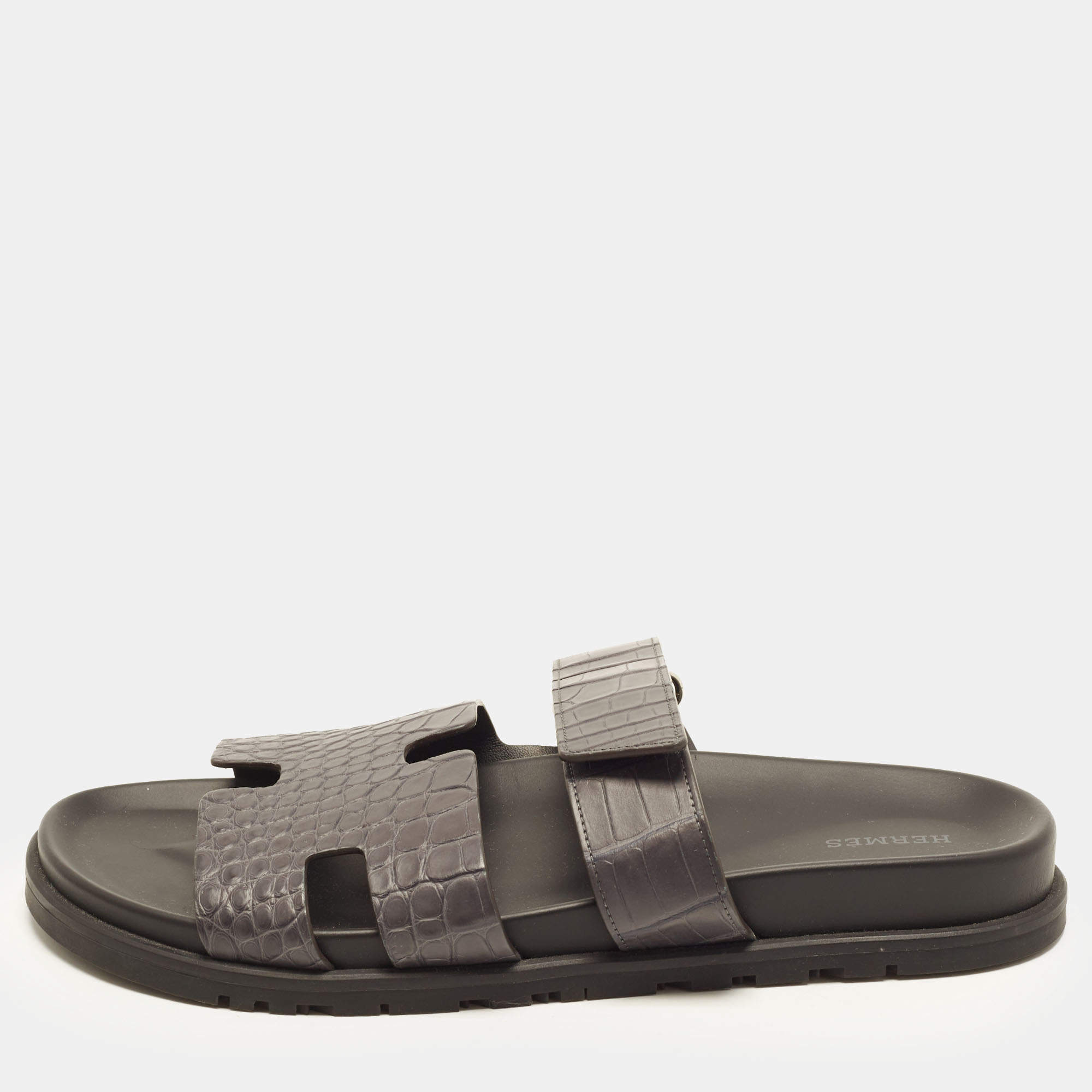Pre Owned Hermes Chypre Size 43.5 Grey Matte Alligator Flat Sandals