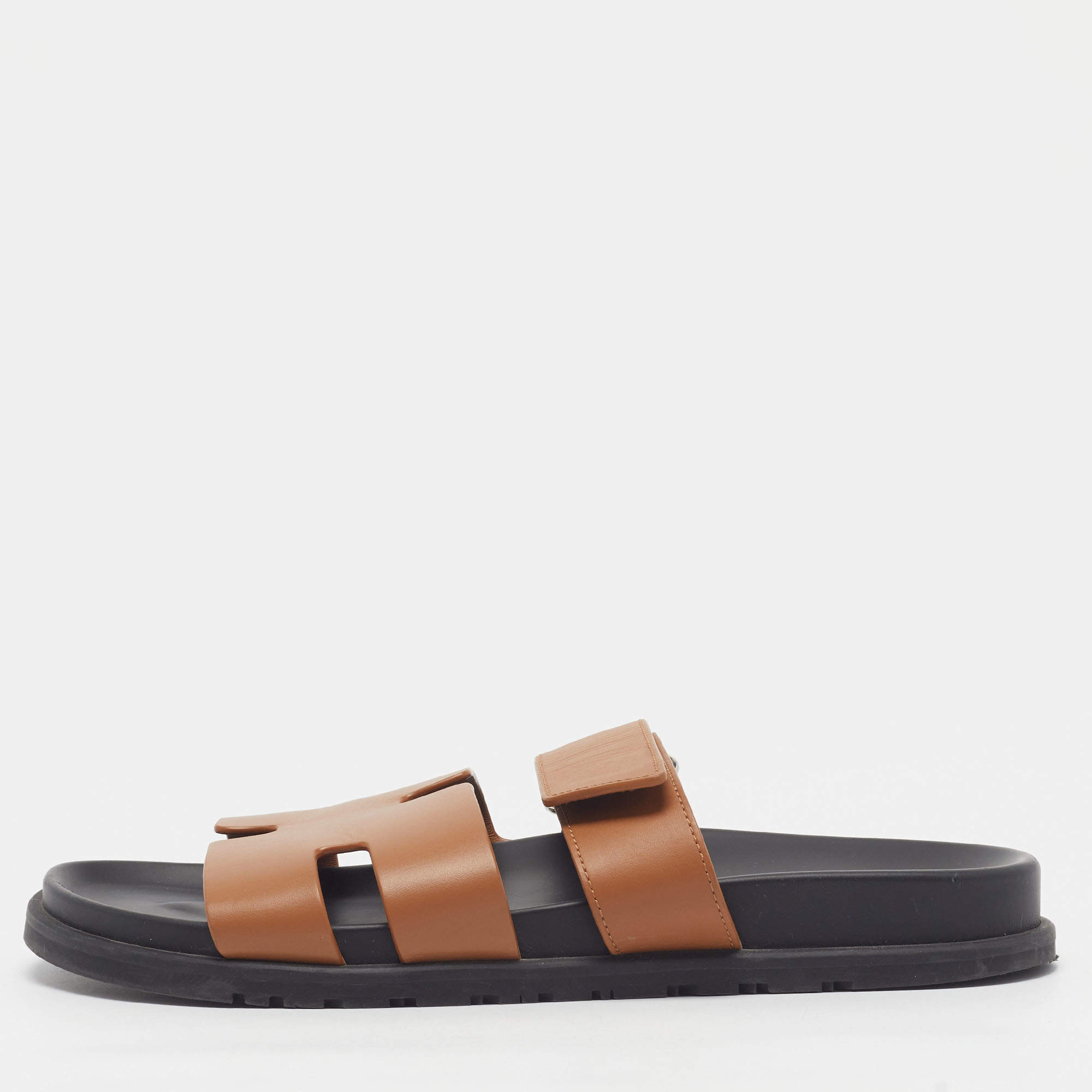 Pre Owned Hermès Chypre Size 42.5 Tan Leather Flat Slide