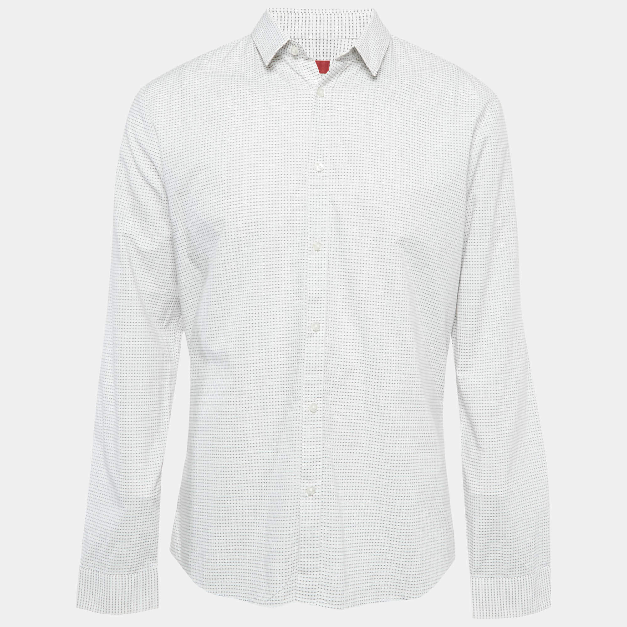 مملوكة مسبقًا قميص هوغو بوس ذو علامة حمراء أبيض بنسيج مميز ضيق جداً مقاس كبير جداً (إكسترا لارج)