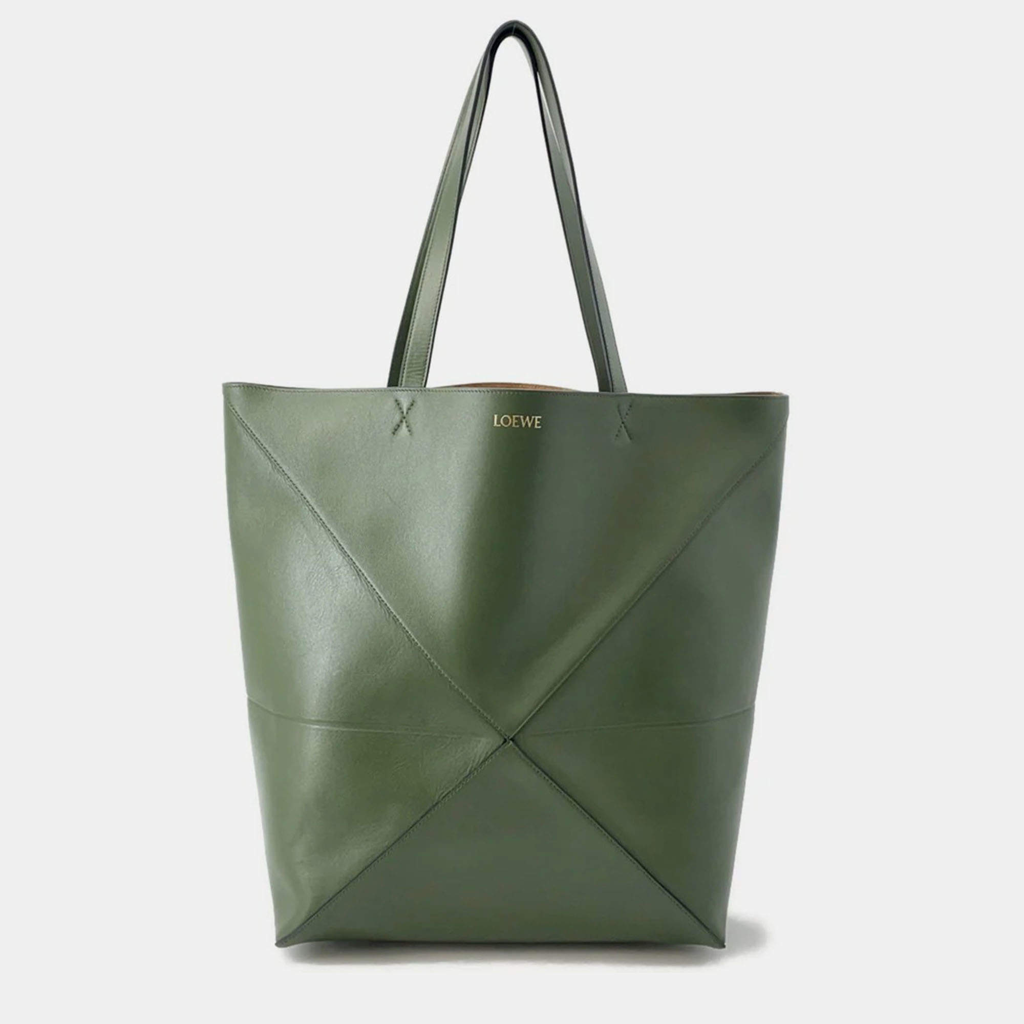 مملوكة مسبقًا Loewe Puzzle Fold Tote Green Leather XL Tote
