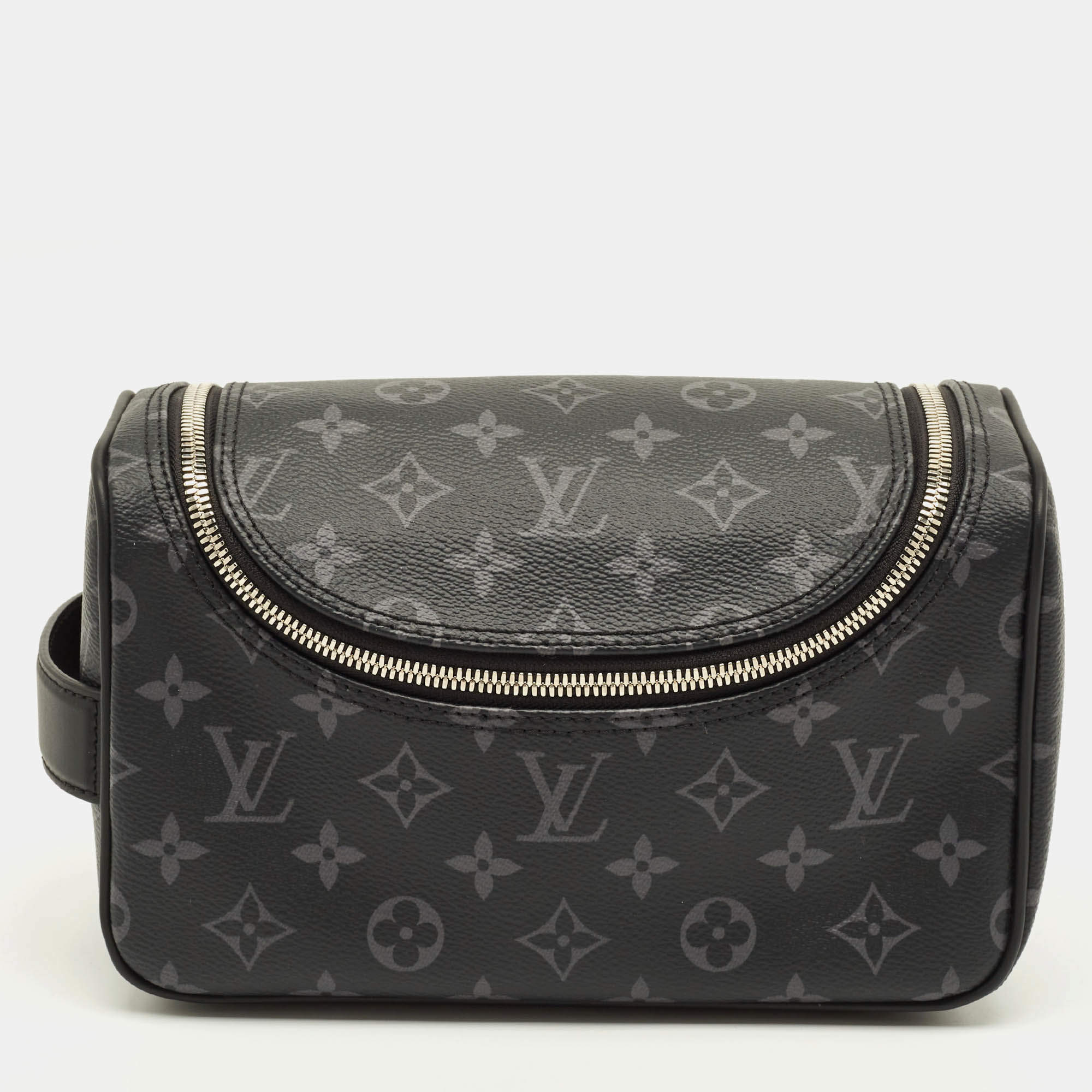 مملوكة مسبقًا Louis Vuitton Monogram Eclipse Canvas Toiletry Bag