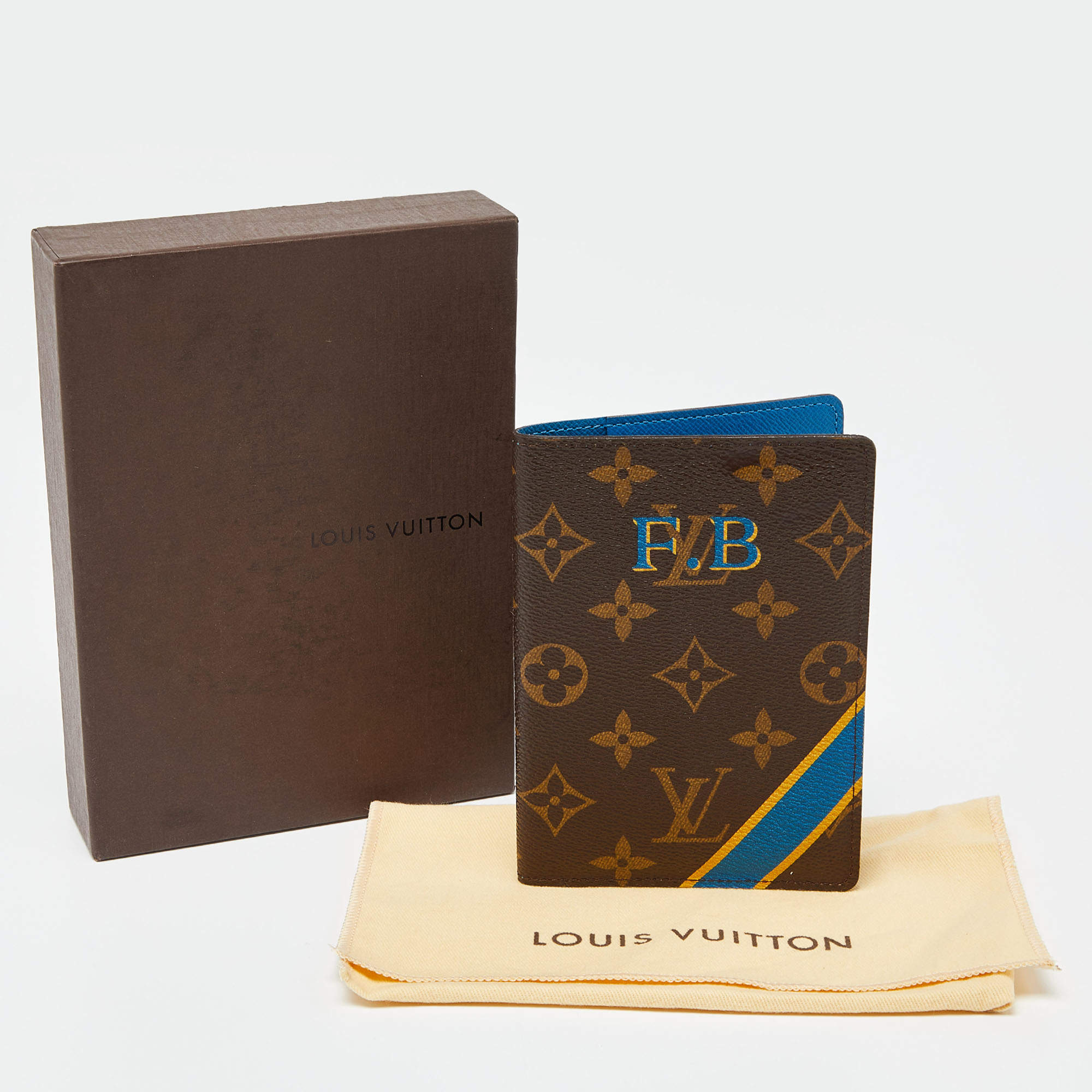 Louis Vuitton, Accessories, Louis Vuitton Passport Holder