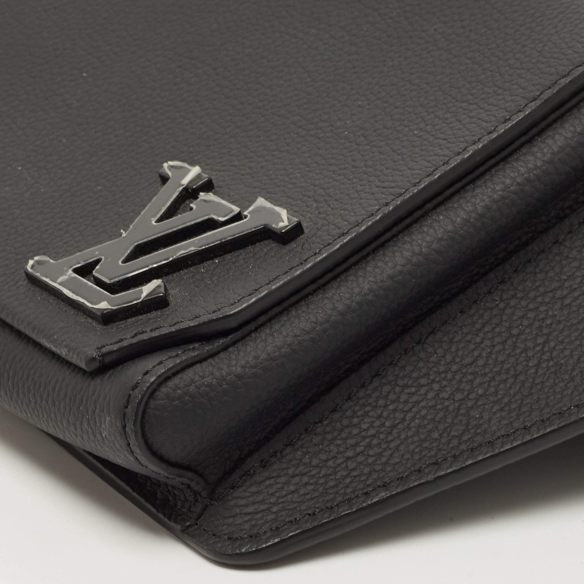 Louis Vuitton – Louis Vuitton LV Aerogram Takeoff Sling Bag Black