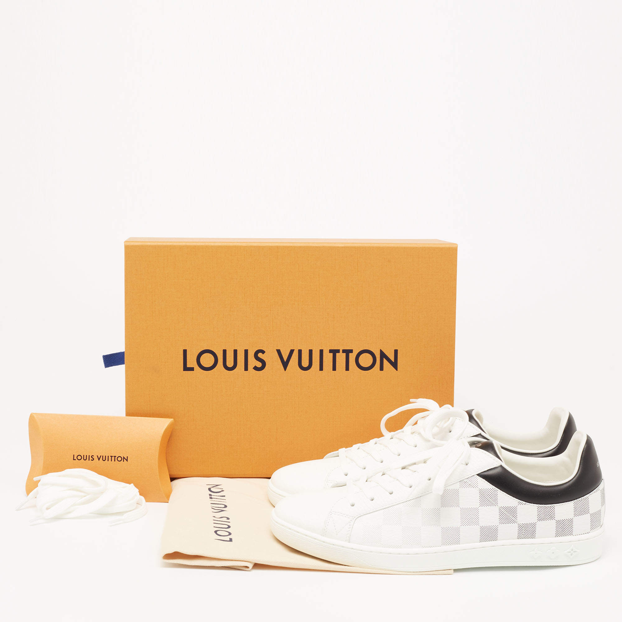 Louis Vuitton White/Black Leather Gradient Check Print Luxembourg Sneakers  Size 41 Louis Vuitton