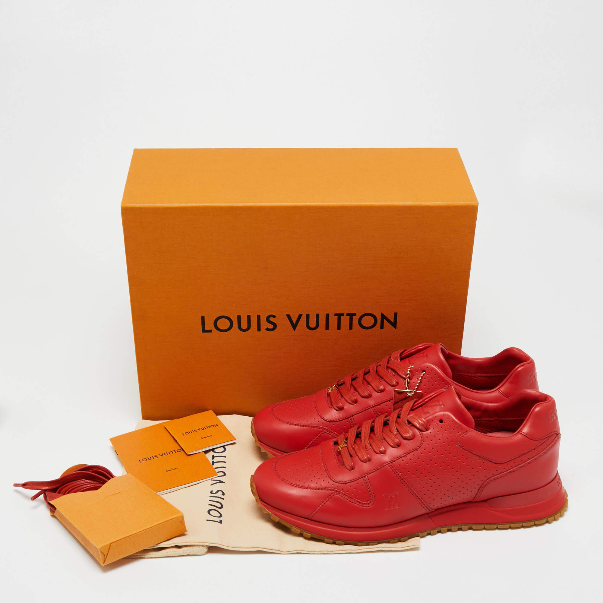 LOUIS VUITTON X SUPREME RUN AWAY RED SNEAKERS Sz8 (42) Leather ref.206990 -  Joli Closet