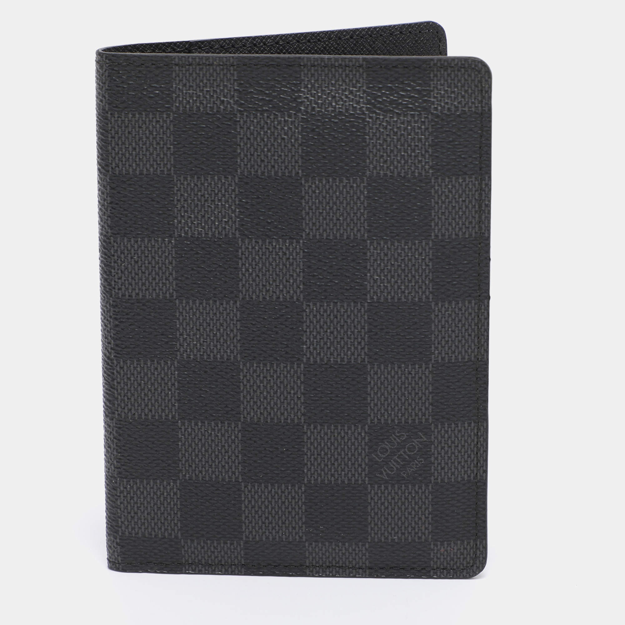 Pre Owned Louis Vuitton Damier Graphite Passport Cover