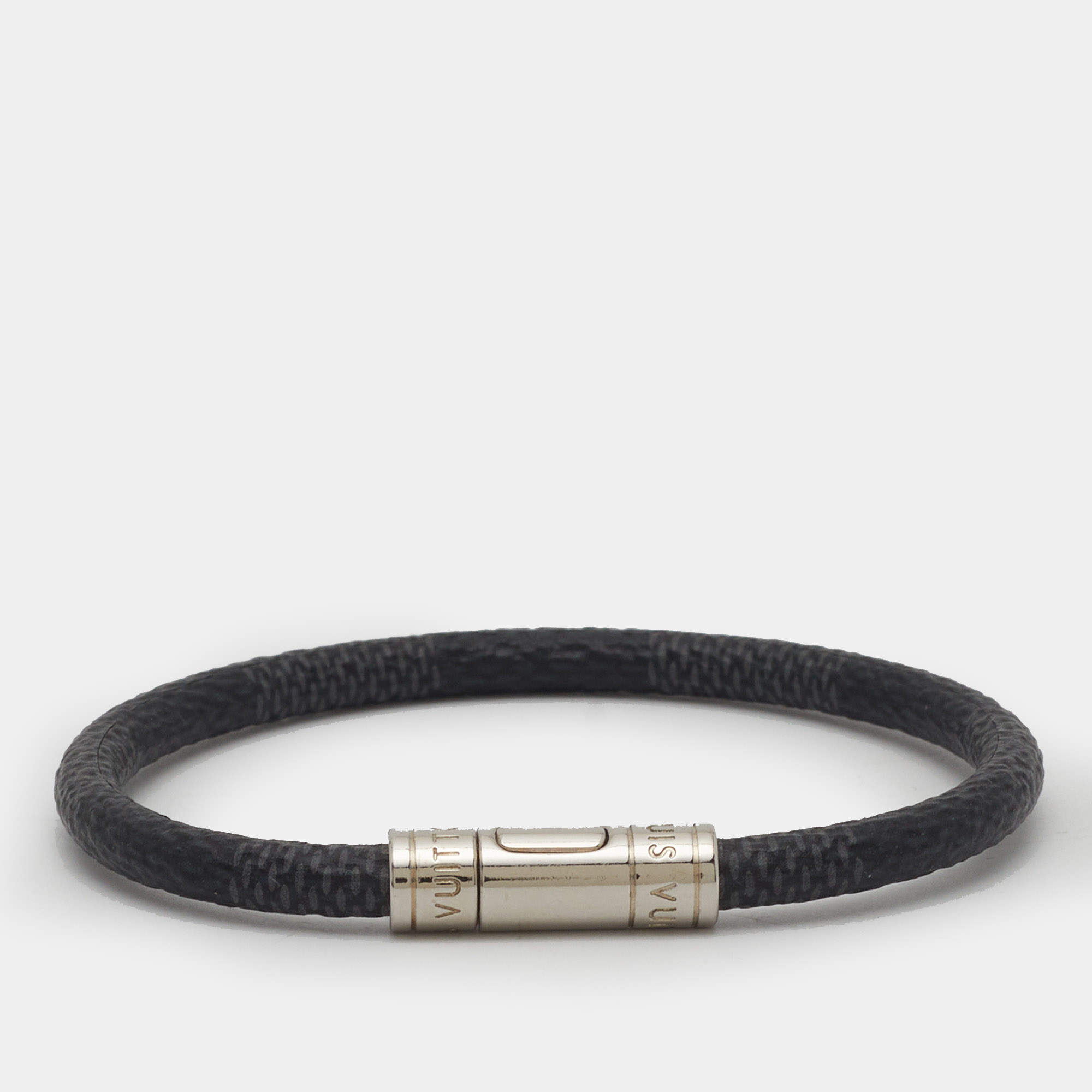 Pre Owned Louis Vuitton Keep It Bracelet Damier Graphite Canvas Silver Tone Bracelet