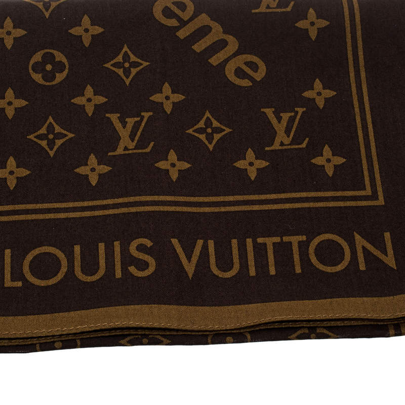 Scarf & pocket square Louis Vuitton x Supreme Red in Cotton - 7441455