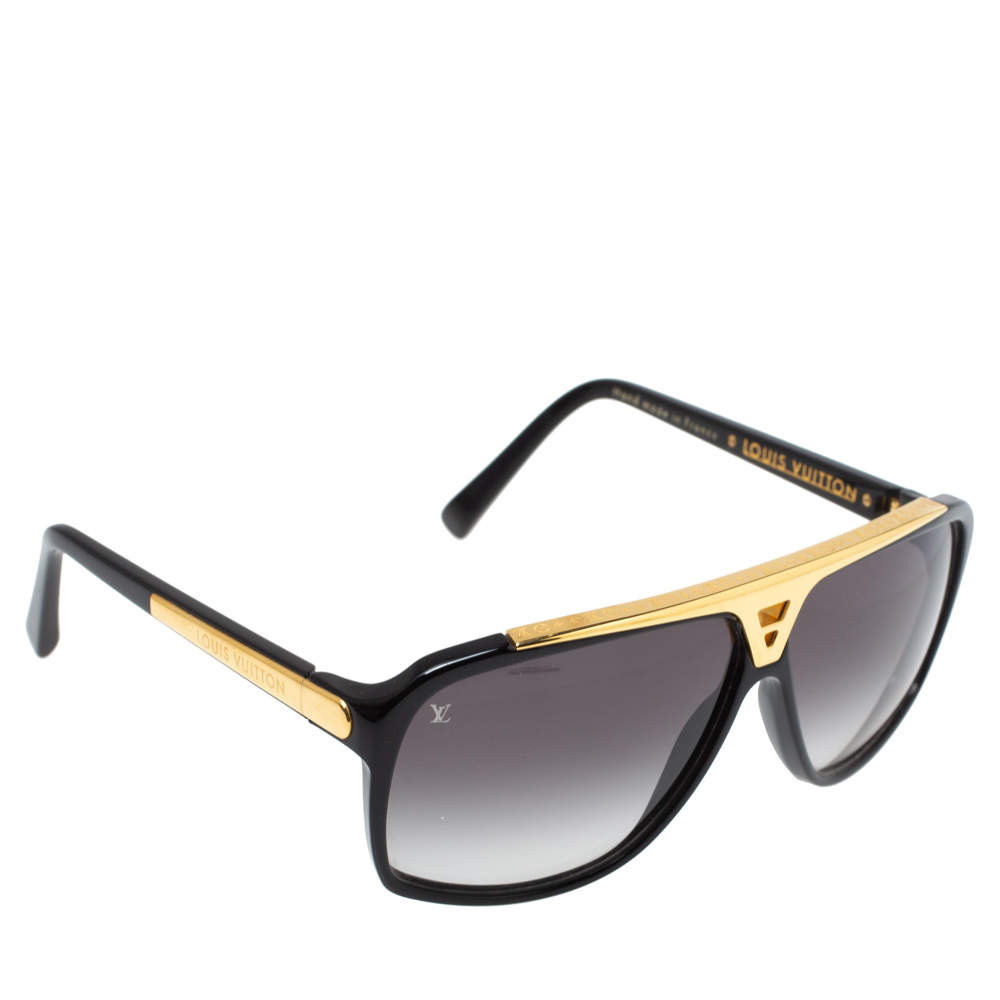 Louis Vuitton Black/Gold Evidence Aviator Sunglasses w. Box and