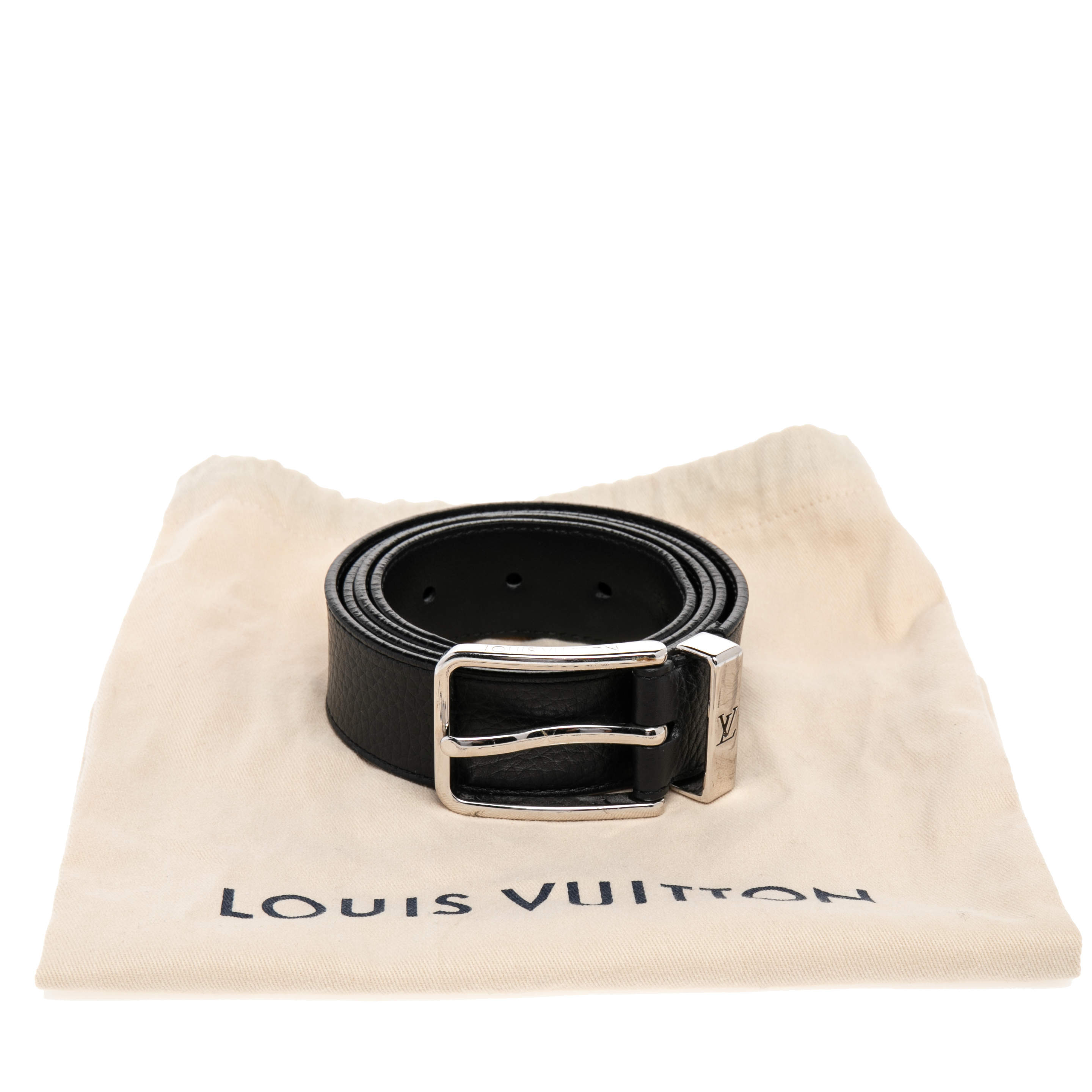 Louis Vuitton Black Leather Pont Neuf Belt 95cm For Sale at 1stDibs