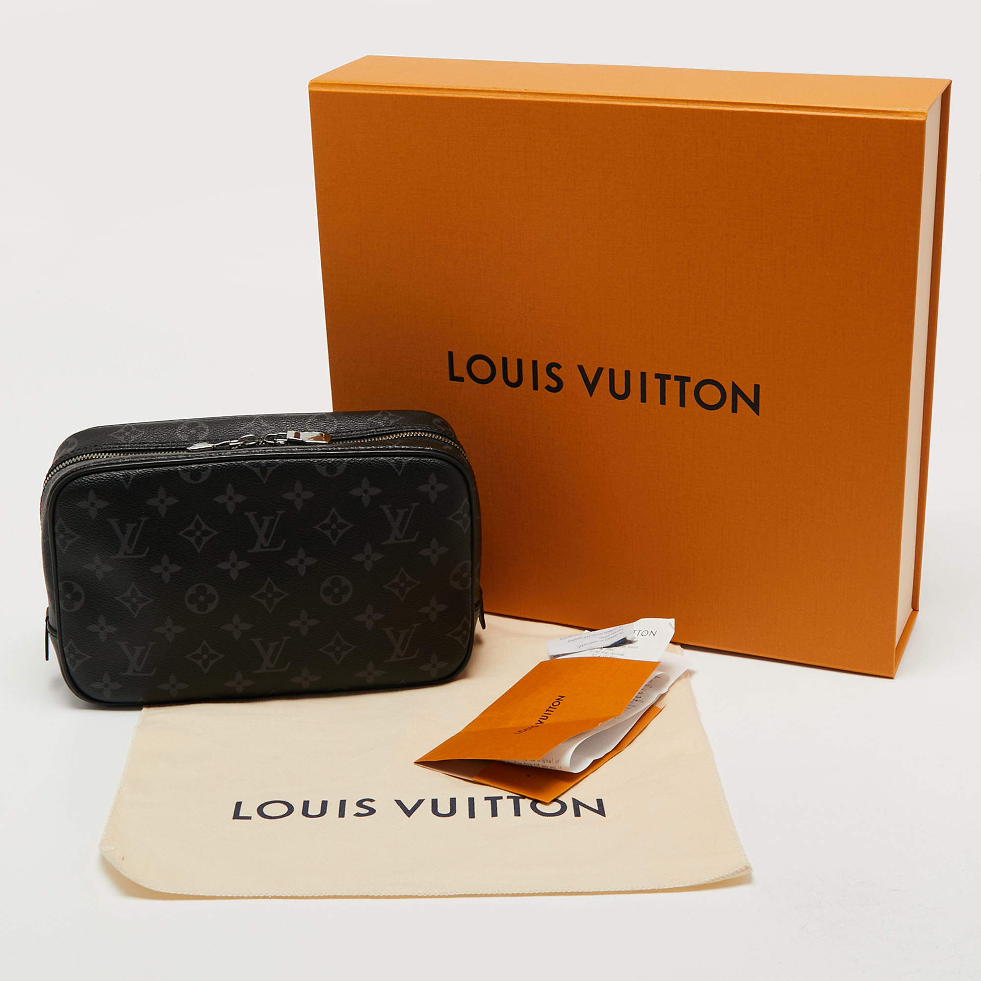 Louis Vuitton Toilet Pouch PM in Grey Canvas Cloth ref.641395 - Joli Closet