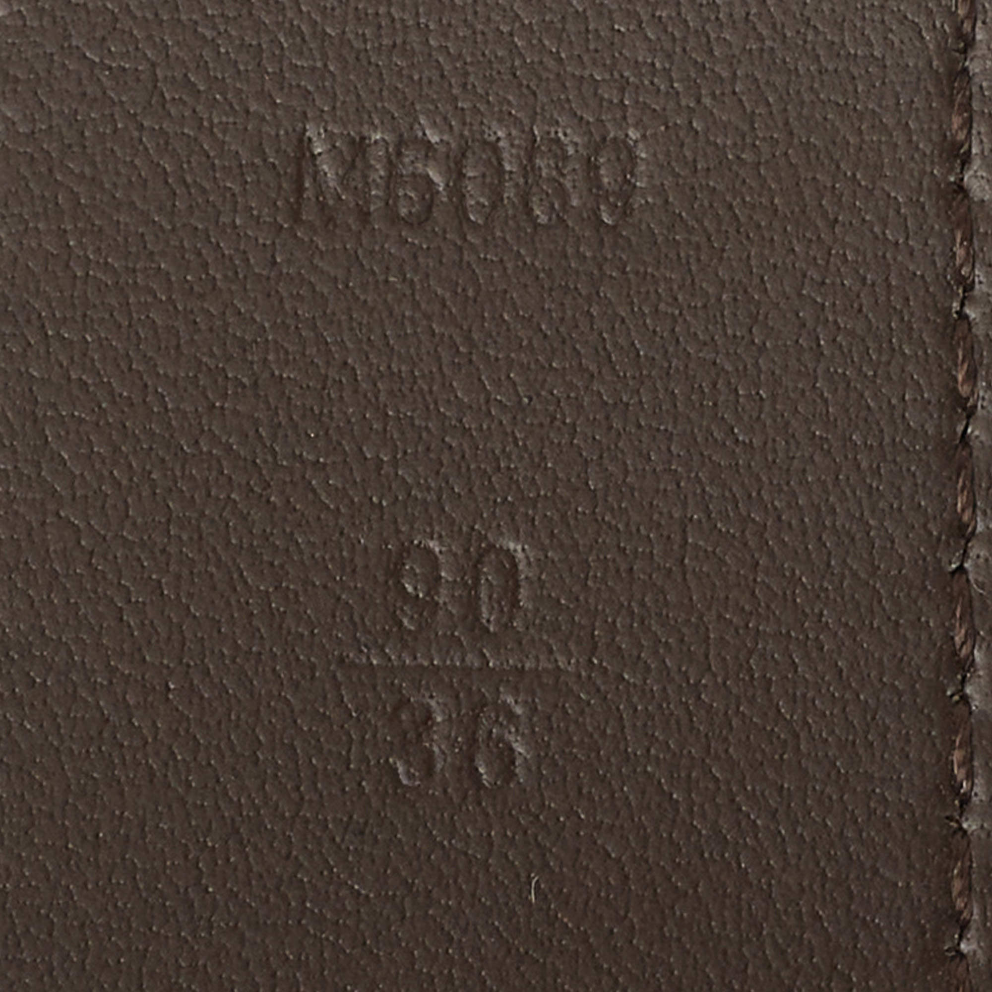 Louis Vuitton Blue Taiga Leather Taïga Metropole Belt 90CM Louis Vuitton