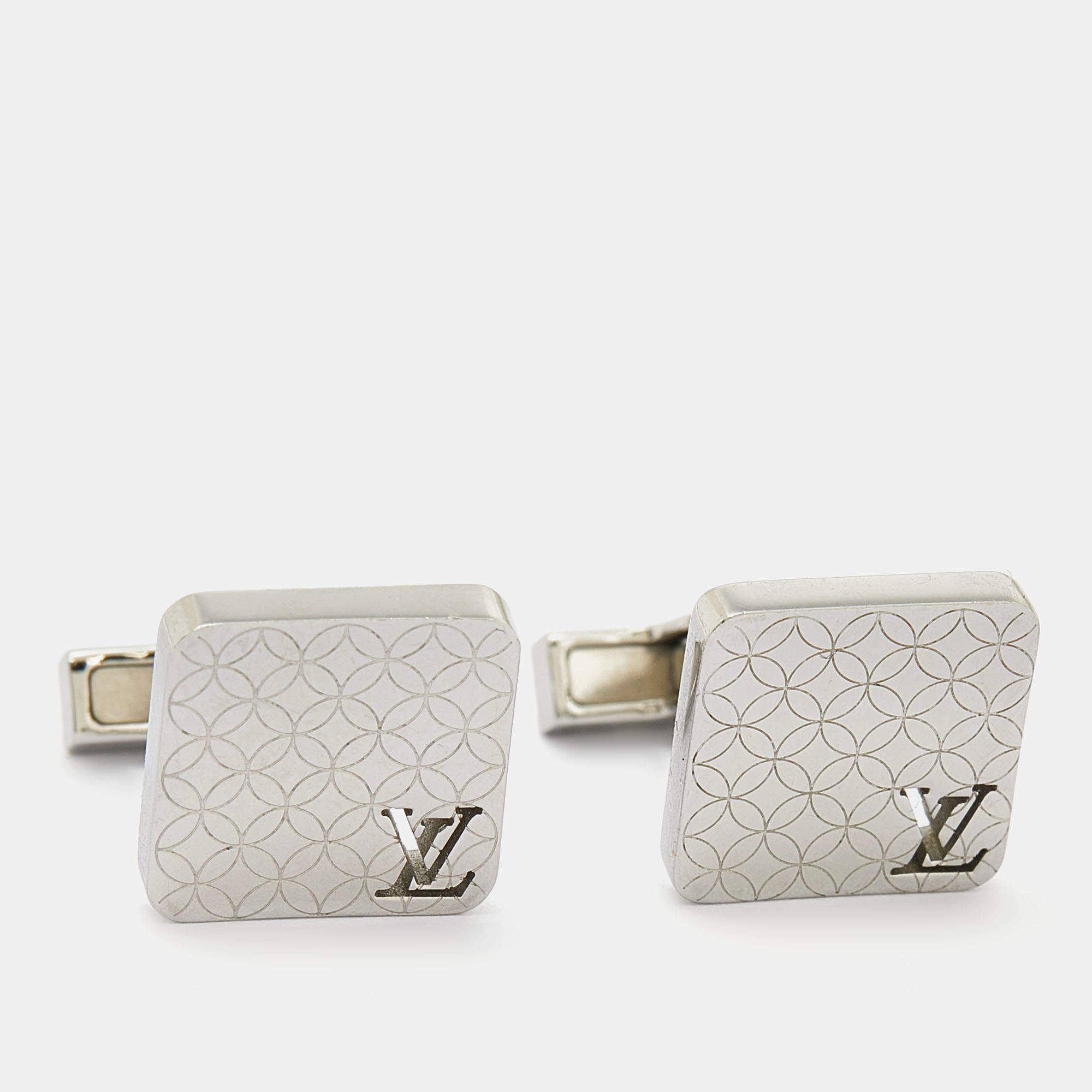 Louis Vuitton Champs Elysees Textured Silver Tone Cufflinks Louis Vuitton |  The Luxury Closet