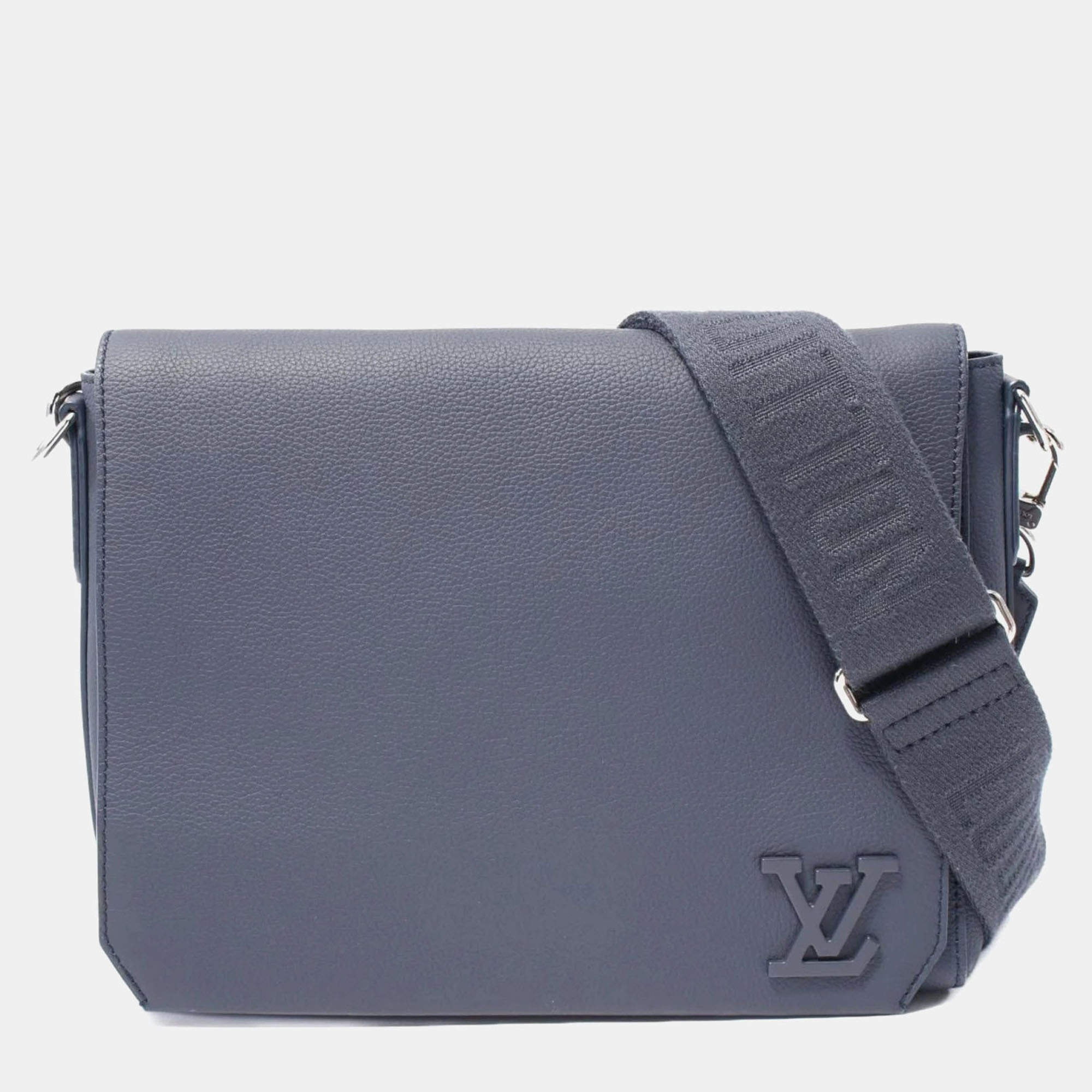 Pre Owned Louis Vuitton Take Off Navy Aerogram Leather Shoulder Bag