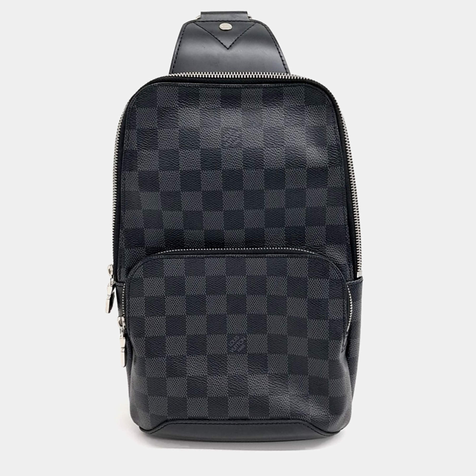 Pre Owned حقيبة لويس فيتون غرافايت أفينيو كانفاس أسود سلينغباك