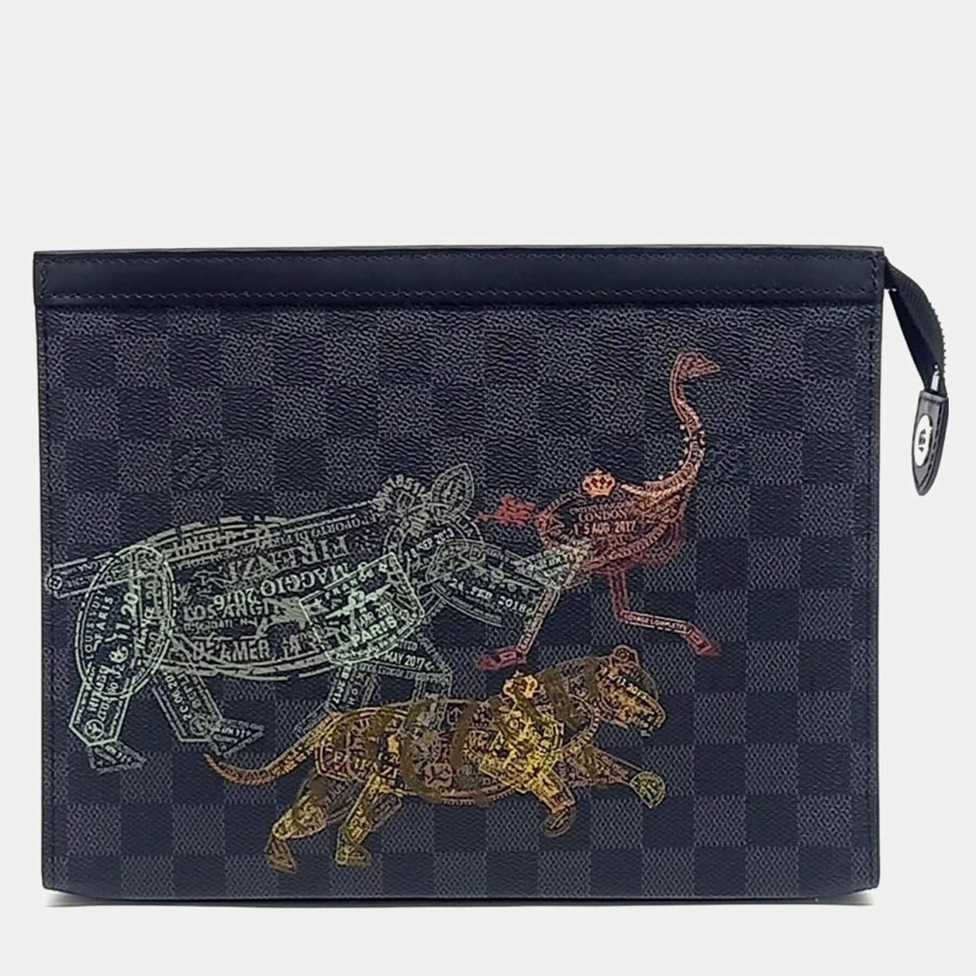 Pre Owned Louis Vuitton Black Coated Canvas Louis Vuitton Pochette Voyage MM